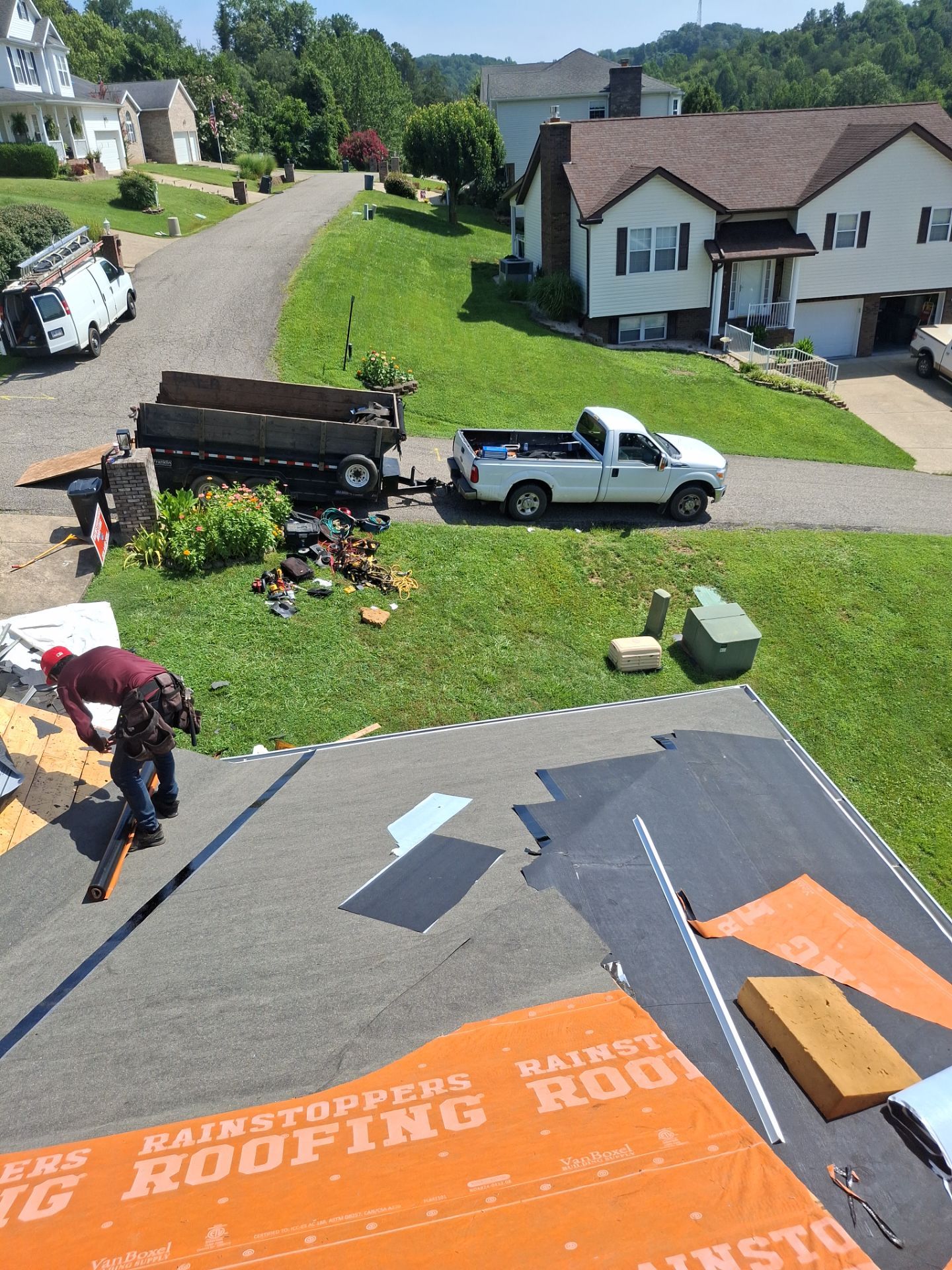 Residential Roofing Installation using GAF Timberline HDZ Charcoal by Rainstoppers Roofing