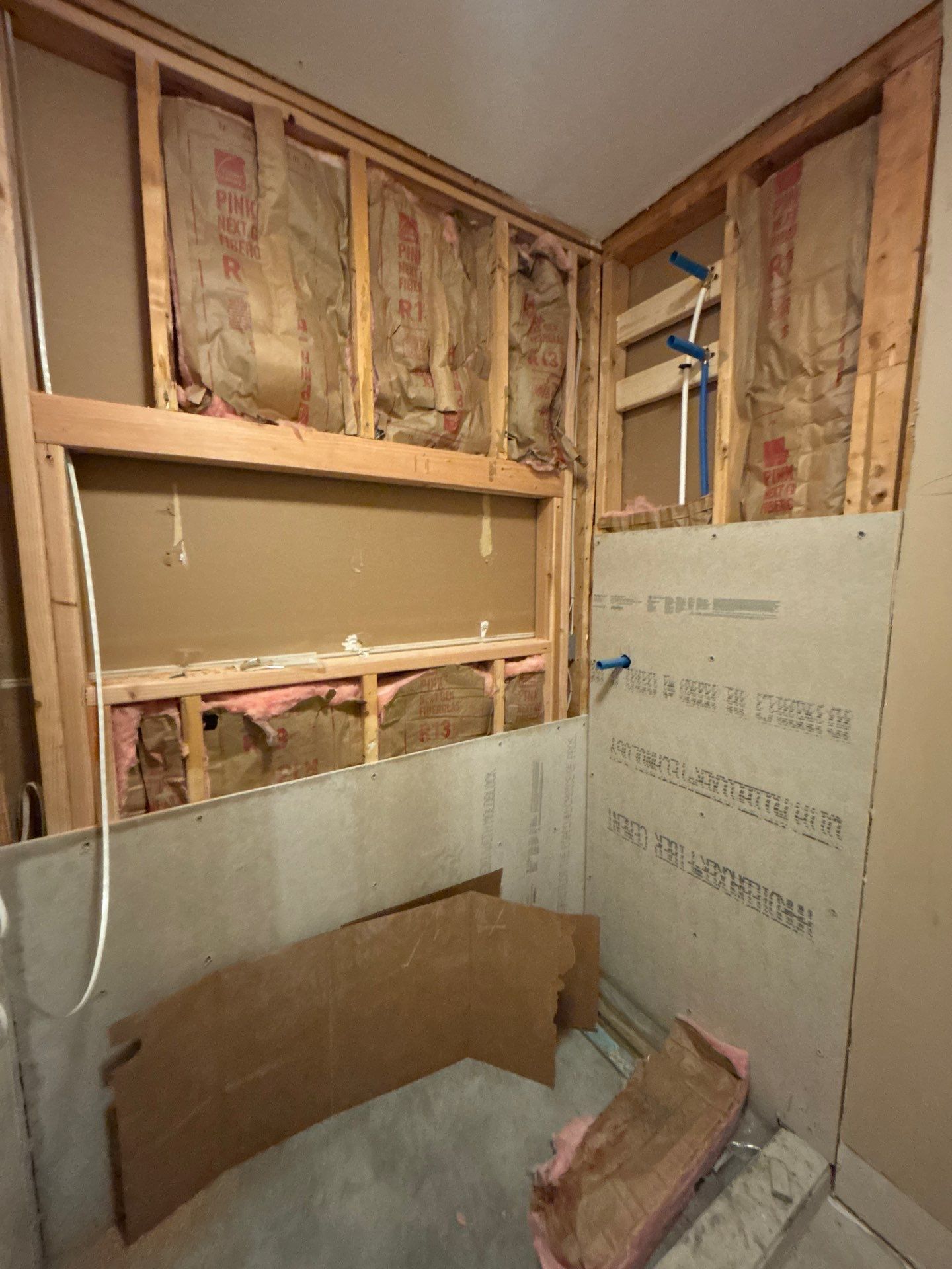 Jack and Jill bathroom renovation by Prudencio