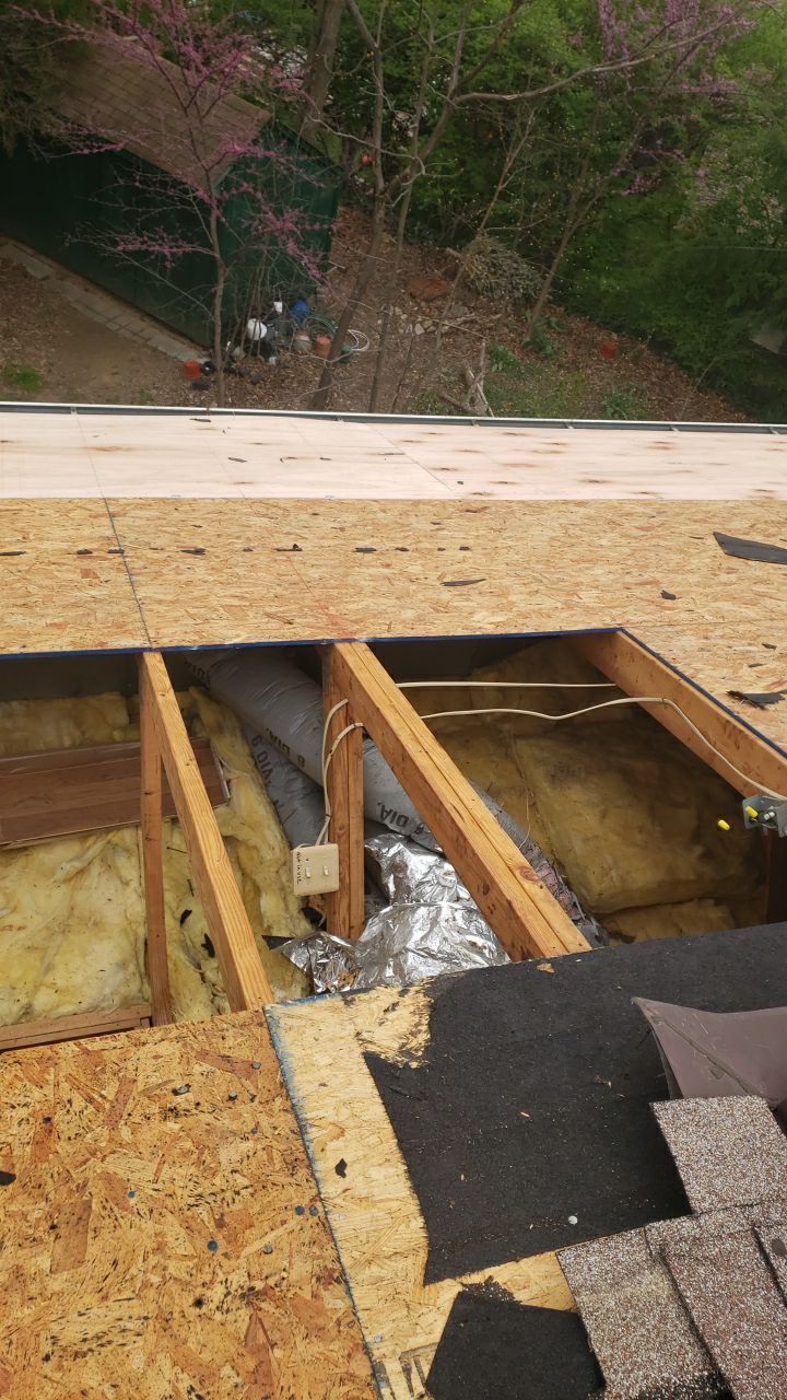 Arlington: CertainTeed Landmark Pro Designer Shingles in Max Def Georgetown Gray by RM Banning, Inc.