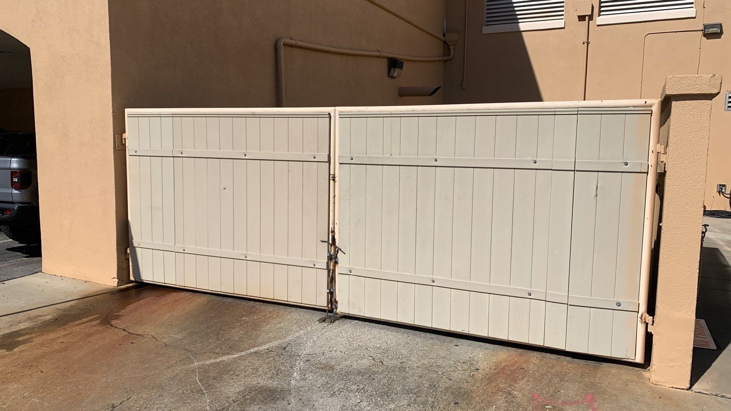 Dumpster Enclosure install in City of Bradenton by Asap fence and gates, LLC