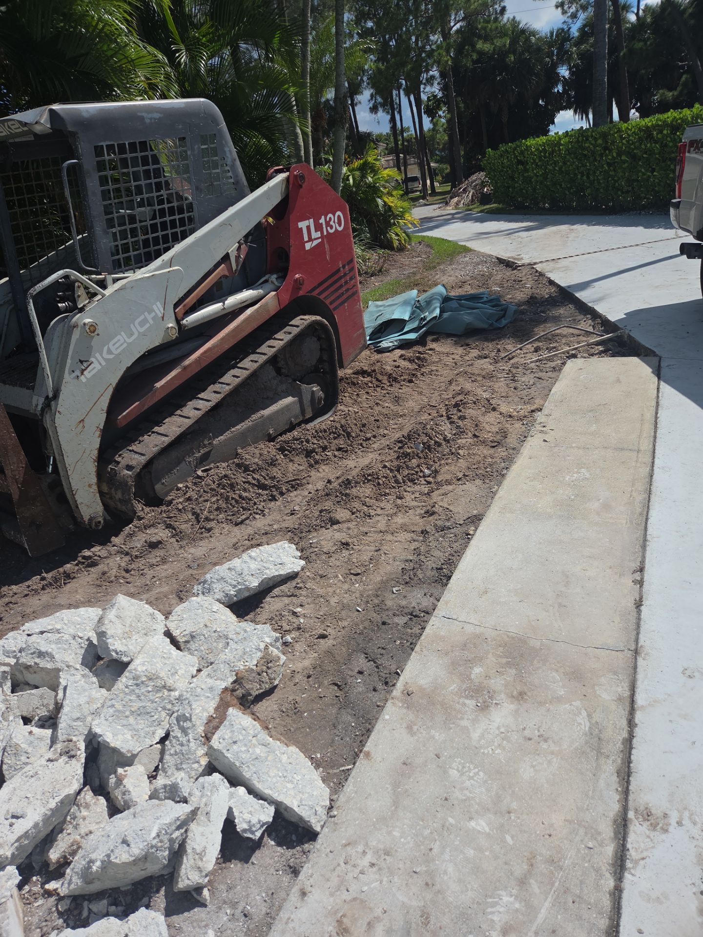 Stuart Showcase: Turning Concrete Chaos into Paver Perfection by Alpha Zeta Enterprises Inc