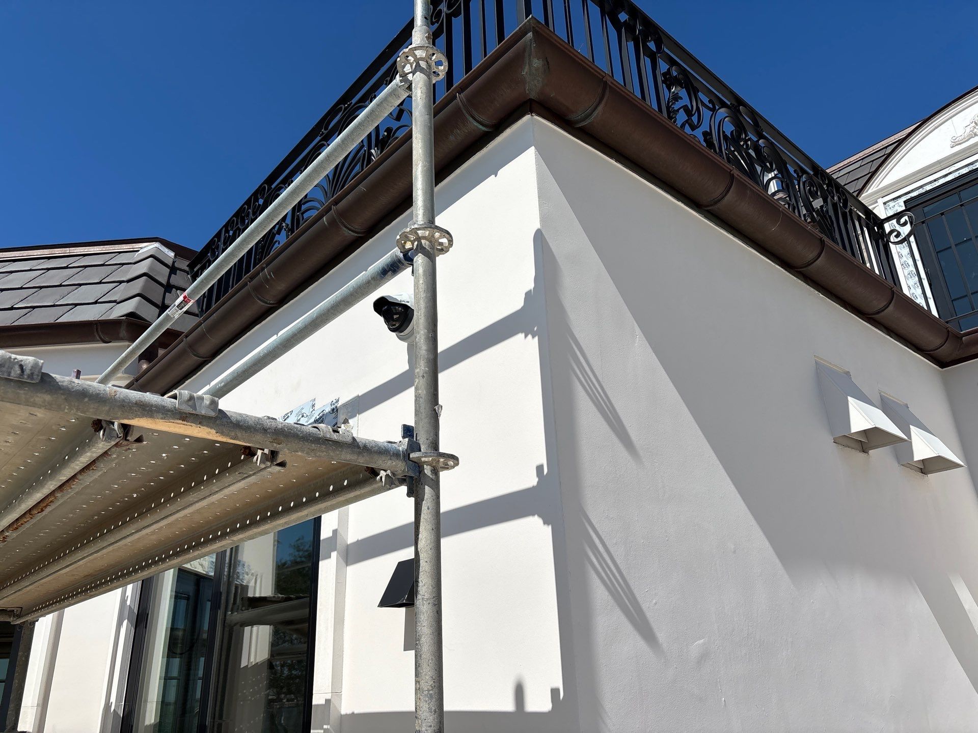 Gutter Installation using Half Round Seamless Gutters in Tampa FL by Gutter Professors