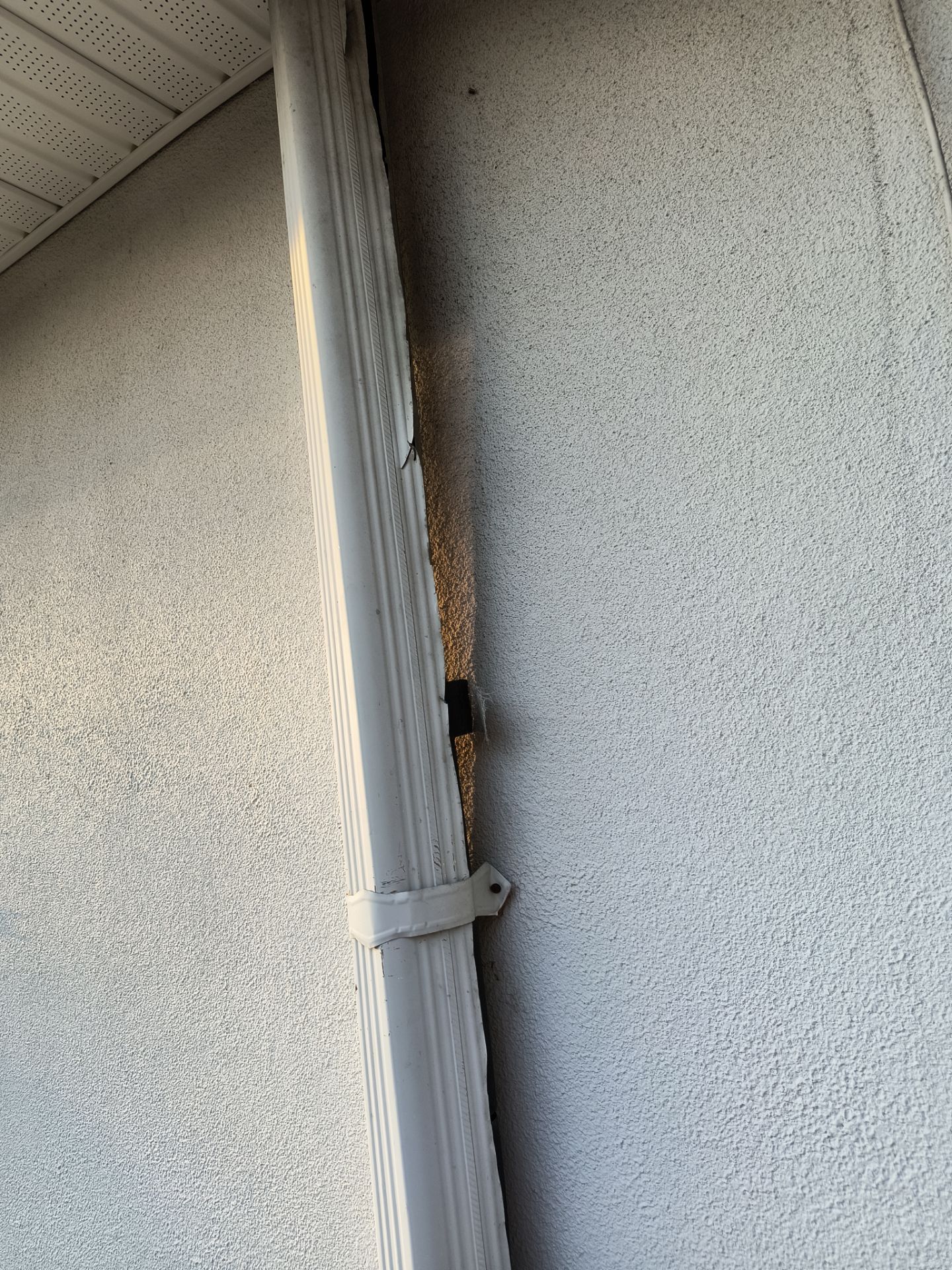 Soffit and Fascia Installation using White Soffit in Sarasota Fl by Gutter Professors