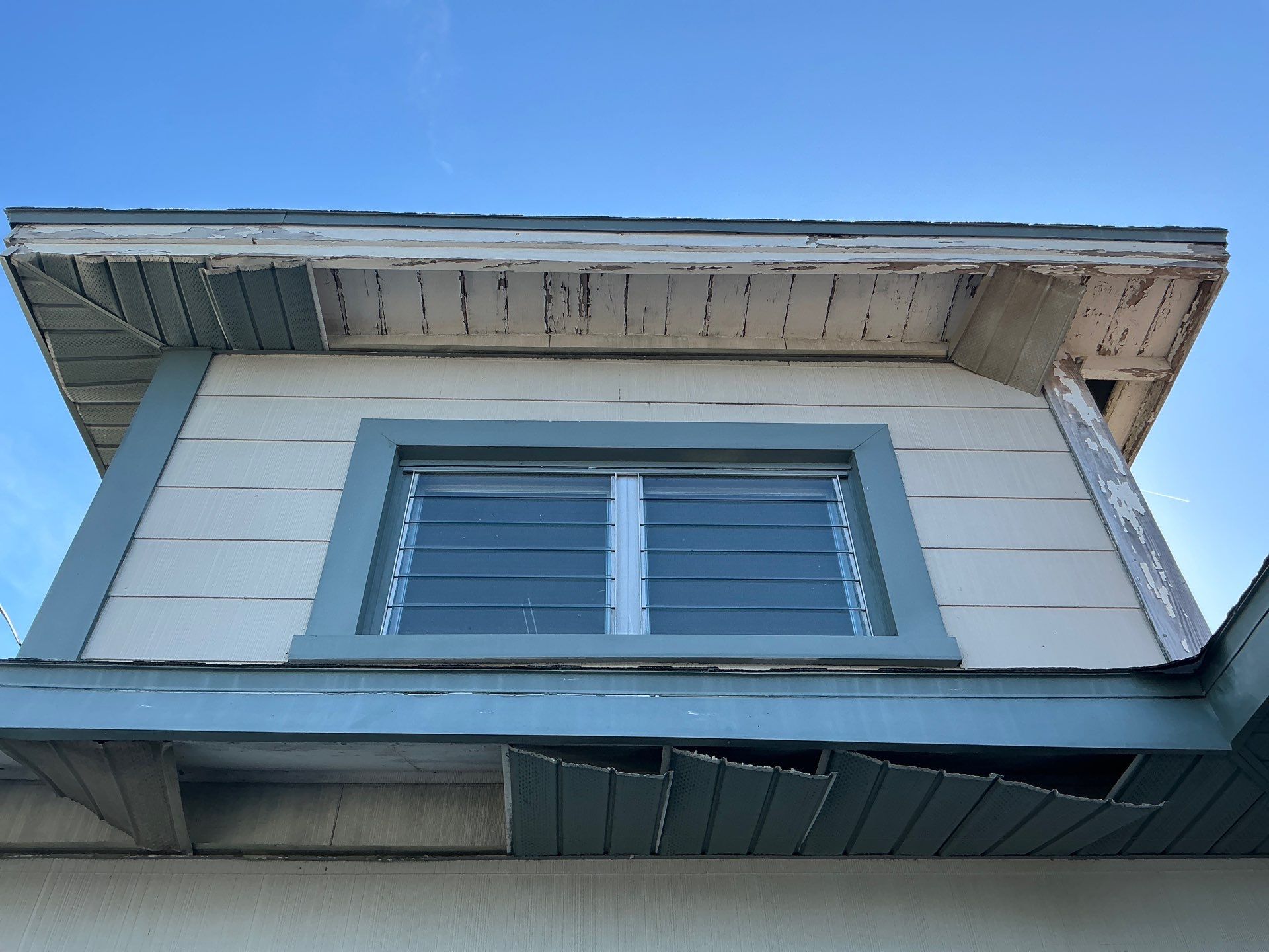 Soffit and Fascia Installation using New Fascia and Soffit Installation FL by Gutter Professors