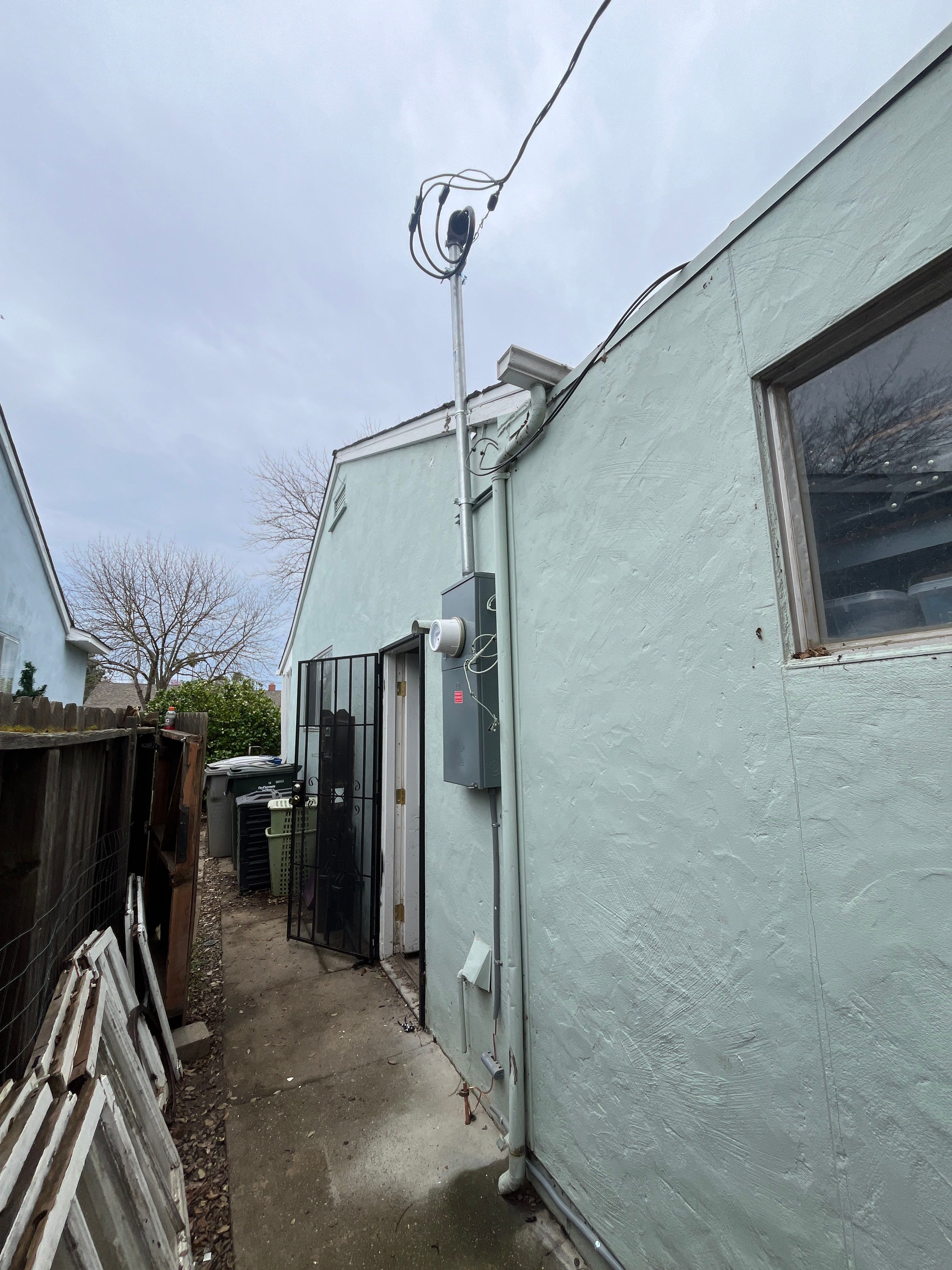 MSP 200a by Peach Electric Inc