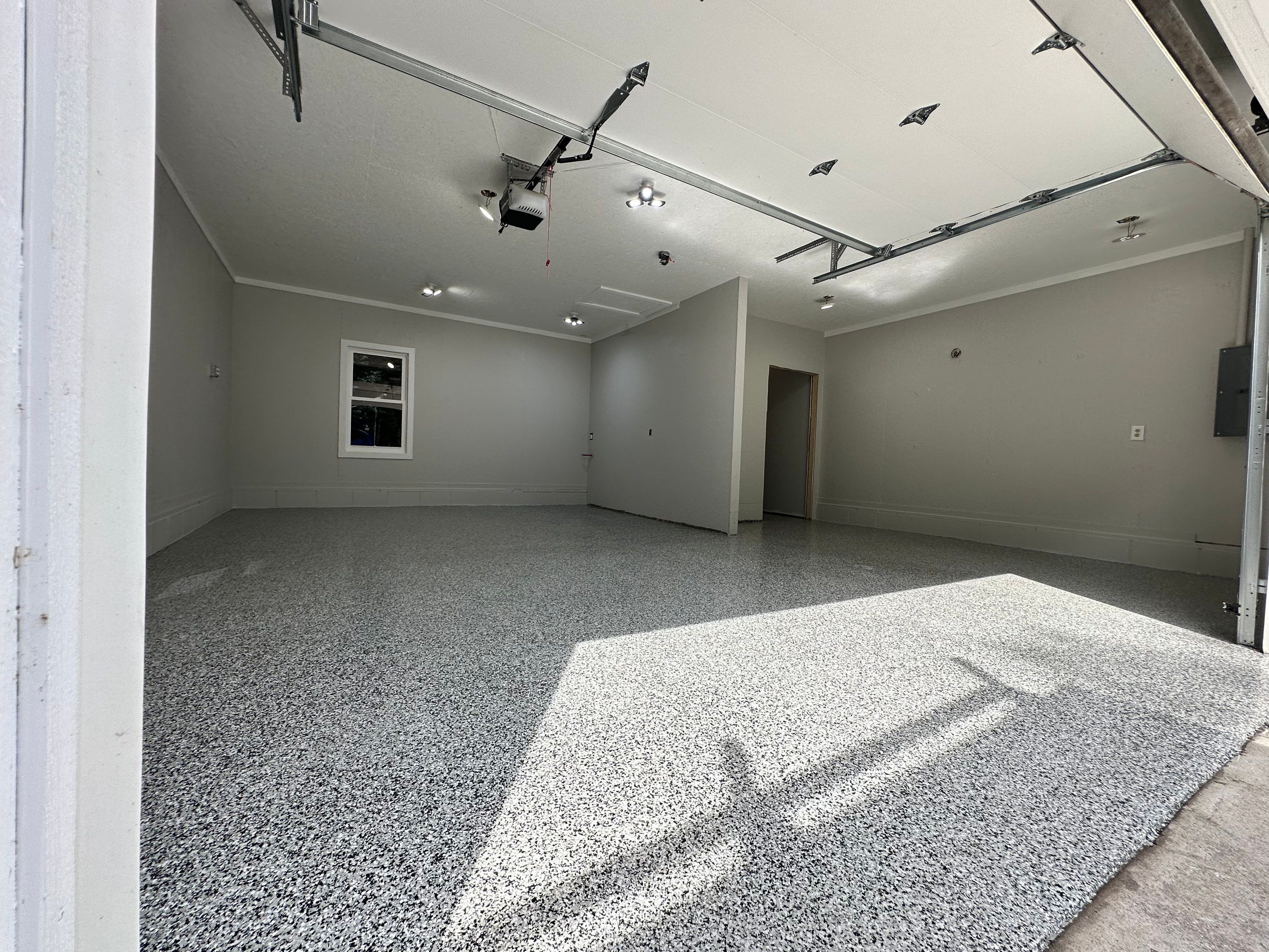 Epoxy Floor by Gordon Painting