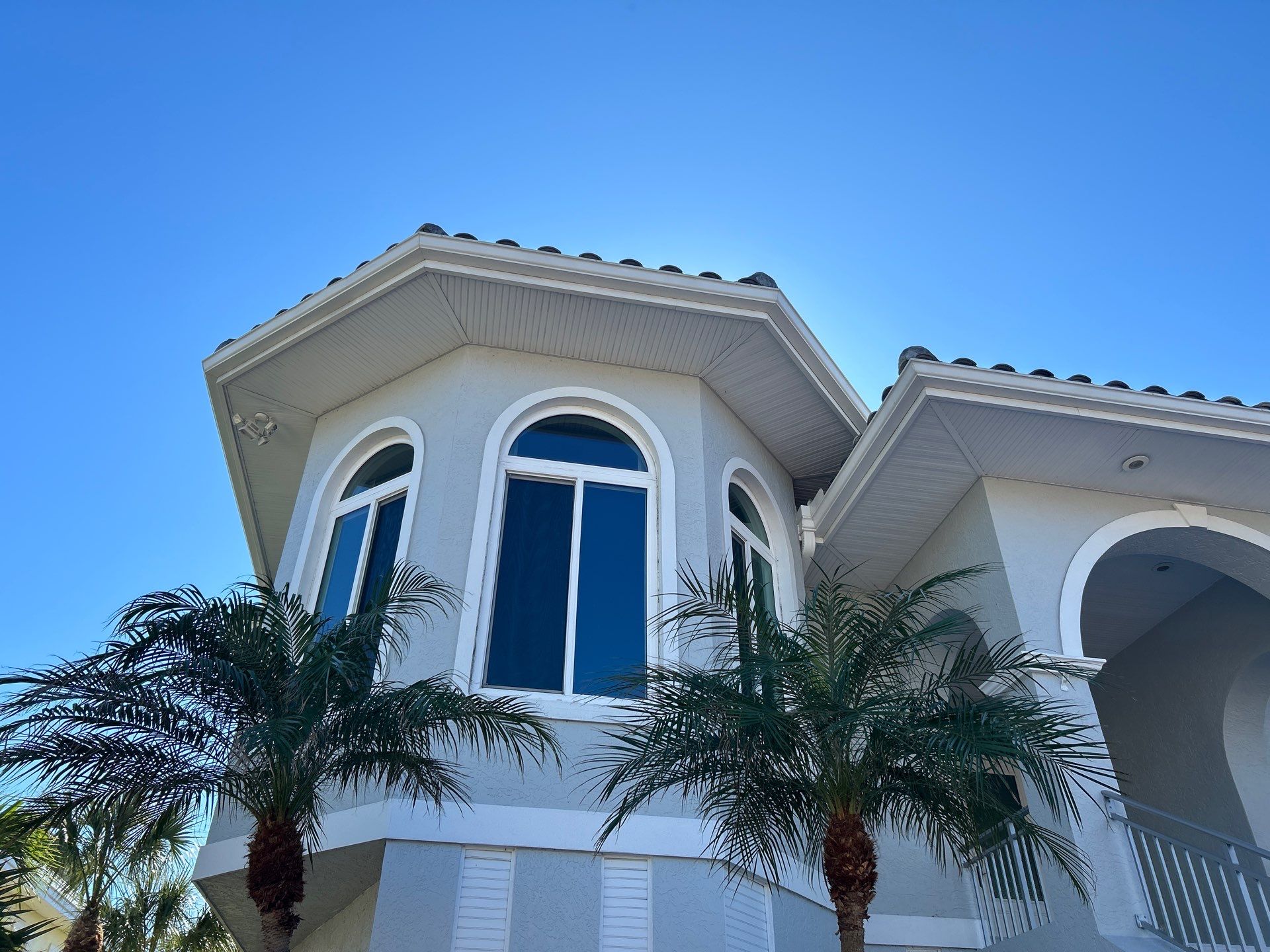 7-Inch Seamless Gutters Installation in Bradenton FL by Gutter Professors