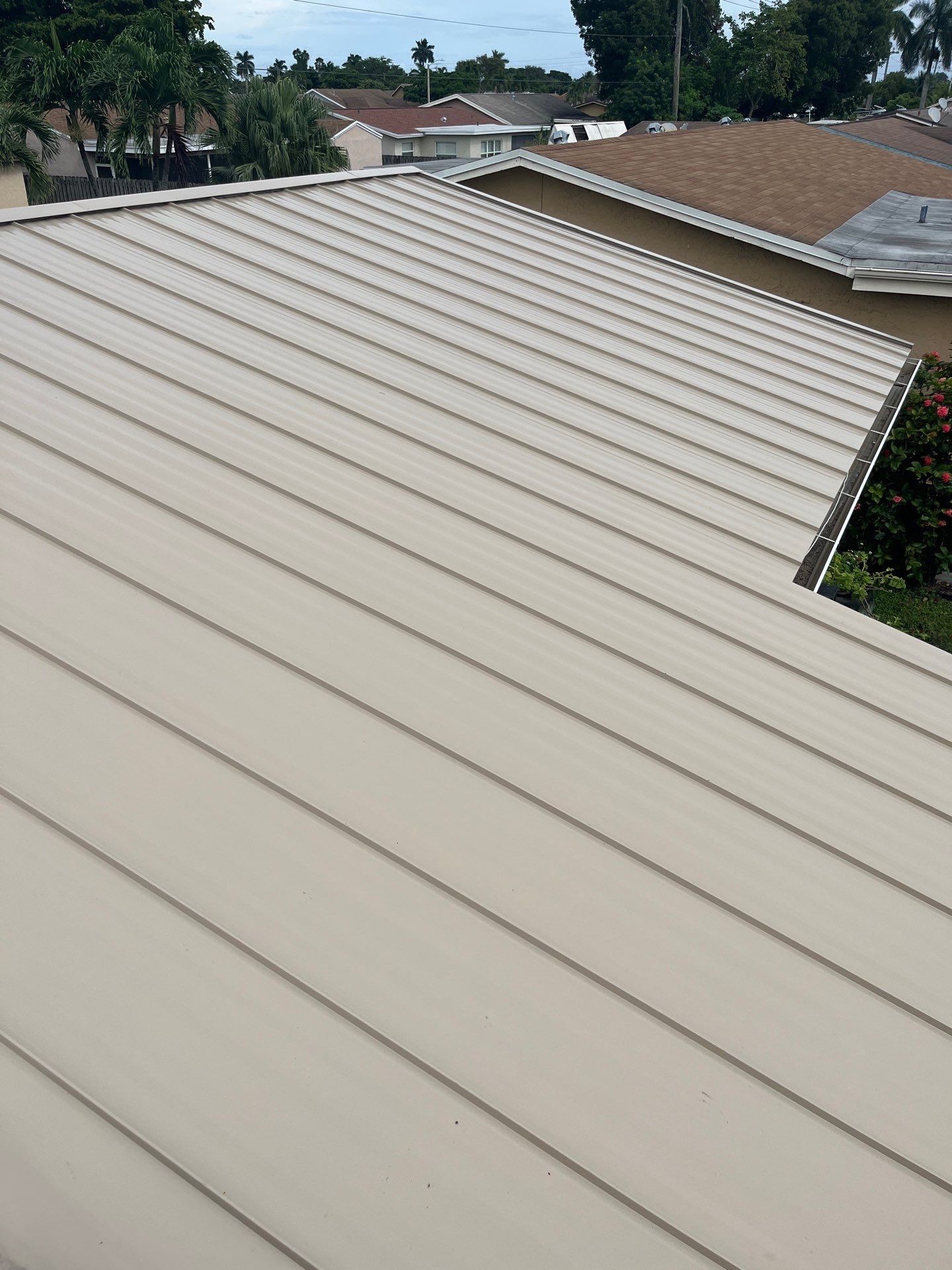 Sandstone Standing Seam by Reimagine Roofing