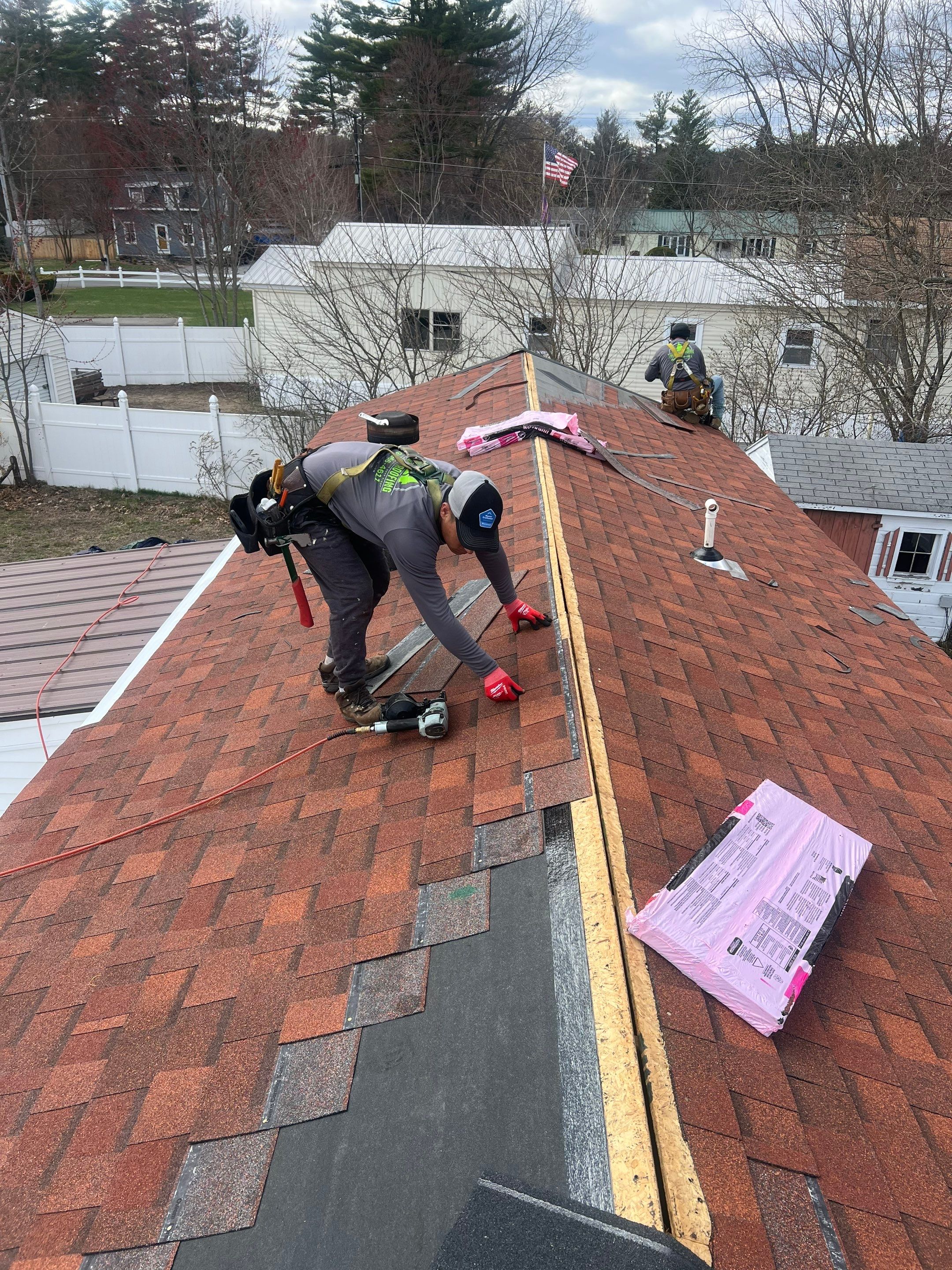 Corrugated Metal and Asphalt in Merrimack New Hampshire by Tall pine roofing