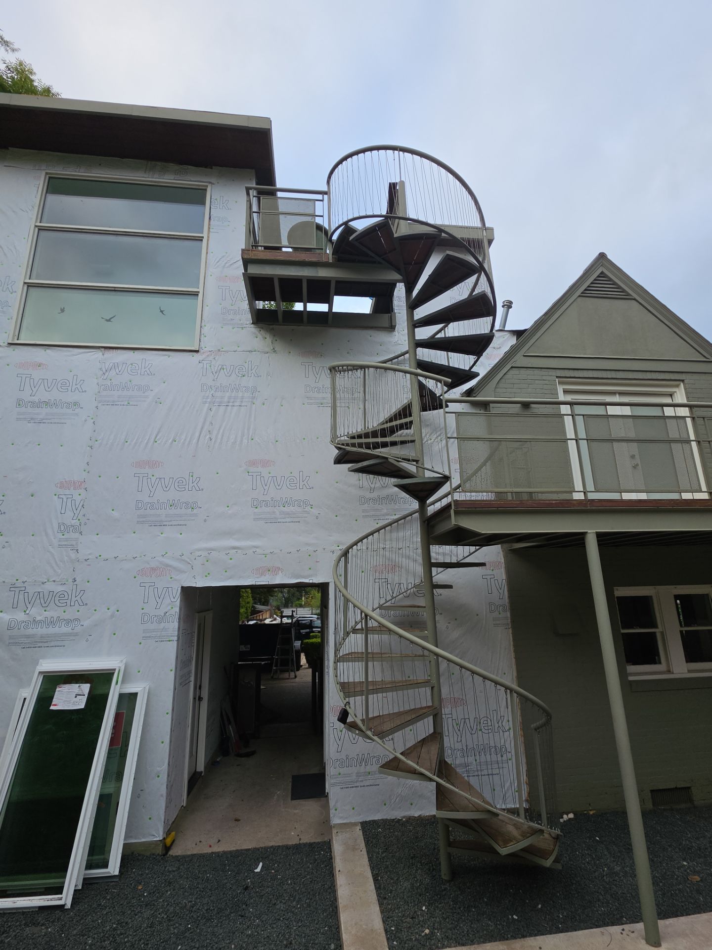 Period Restoration Meets Modern Accommadation by REPS OF TEXAS
