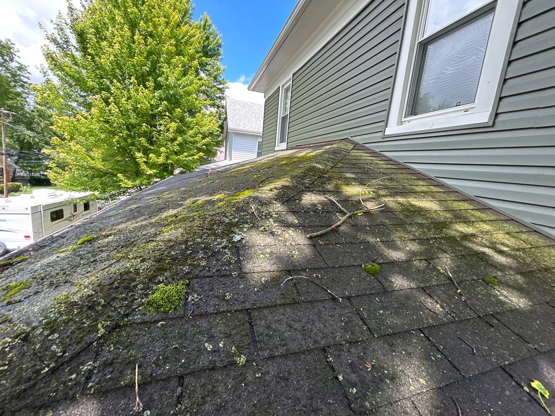 Residential Roofing Installation using Timberline UHDZ Shingles - Appalachian Sky by RoofX 