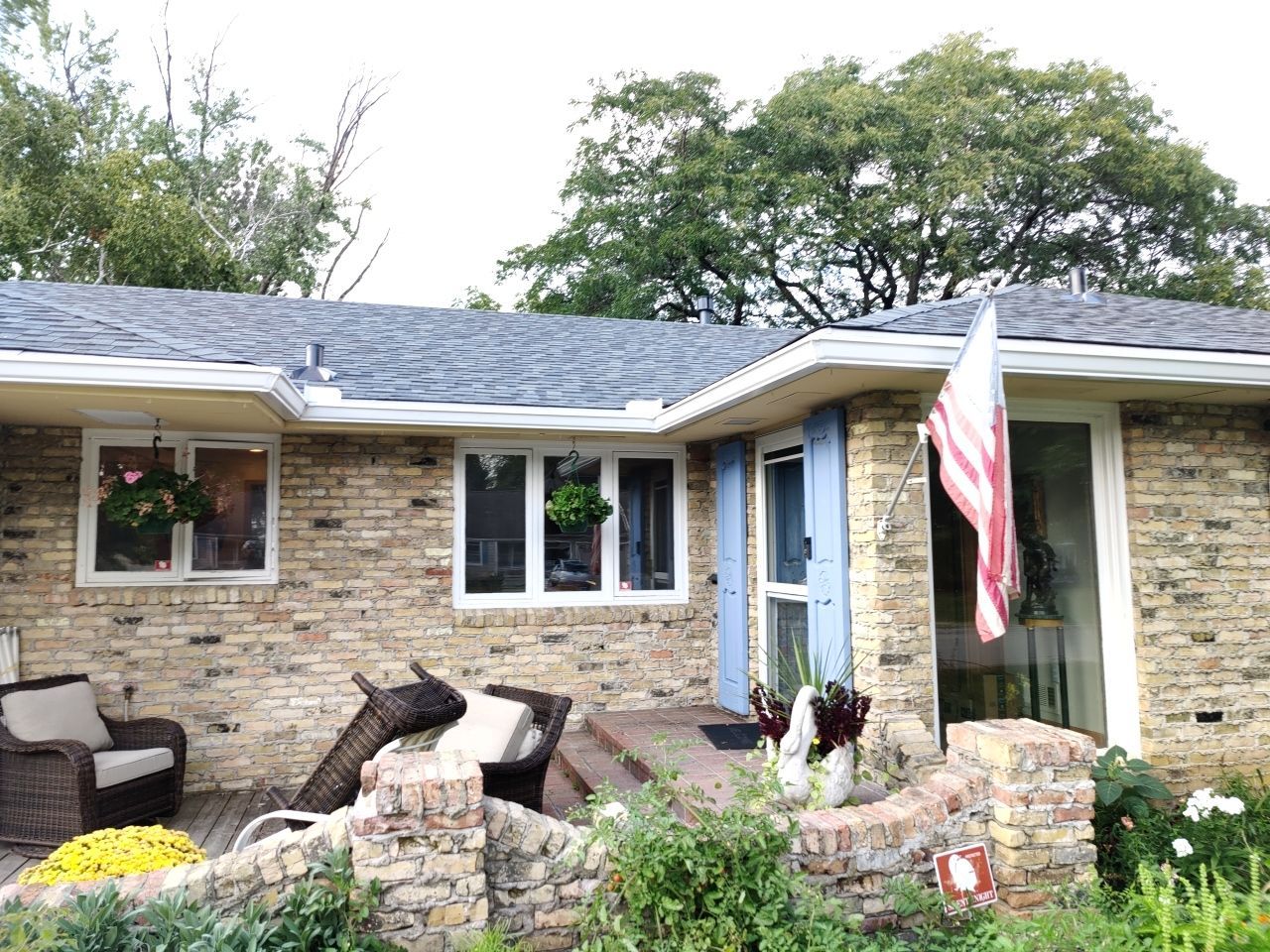 6" Gutters in Minneapolis by Next Level Seamless Gutters / Exteriors Inc.