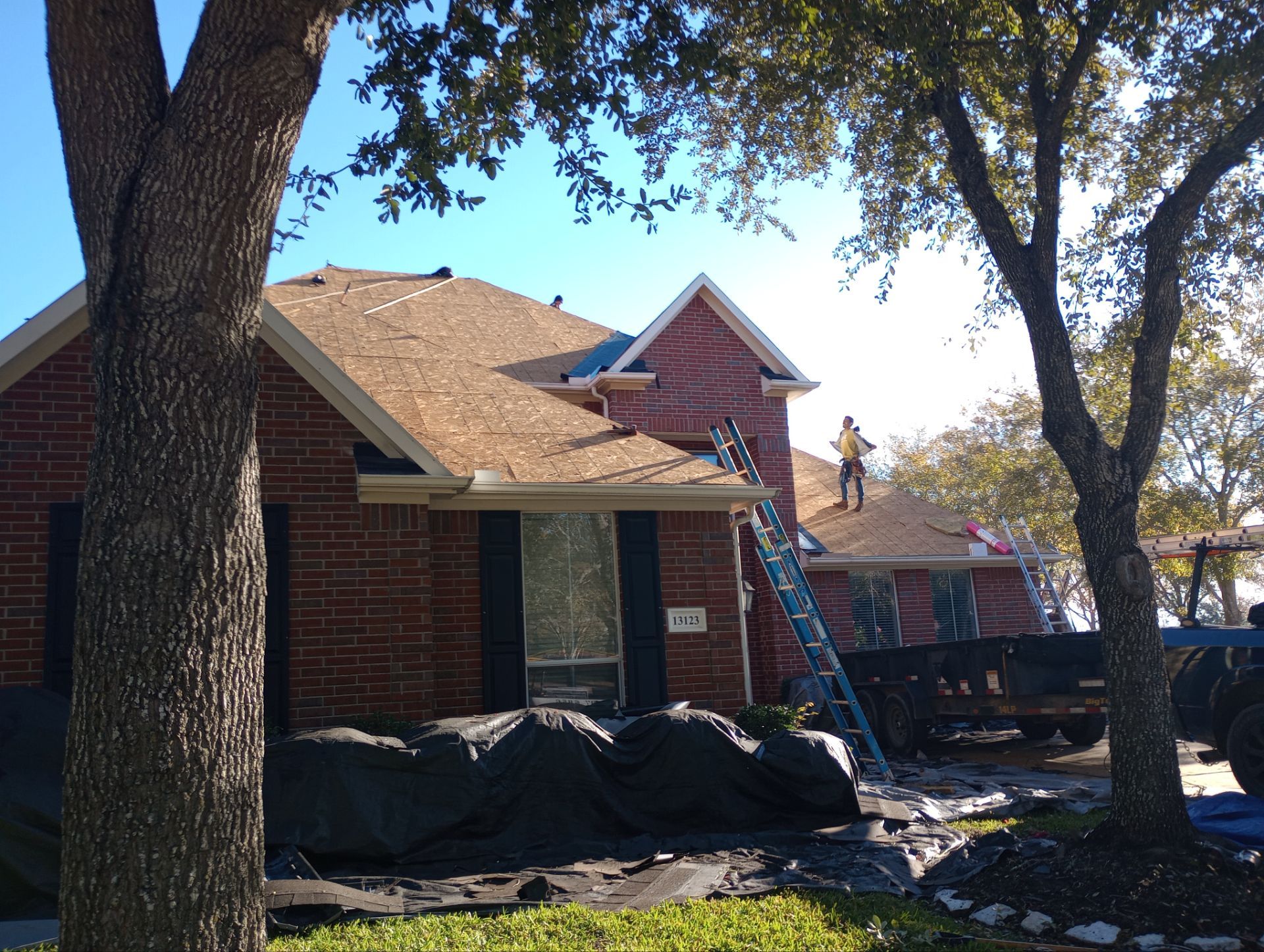 Residential Roofing Installation using Owen's Corning Duration (Lifetime) Shingles by Roof Repair Company