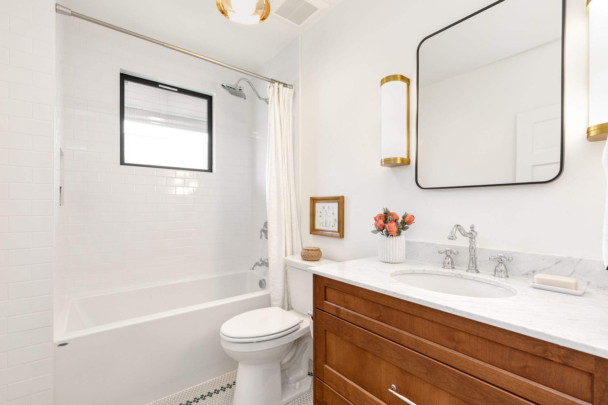 Historic 1906 Capital Hill Remodel by LinMak Construction