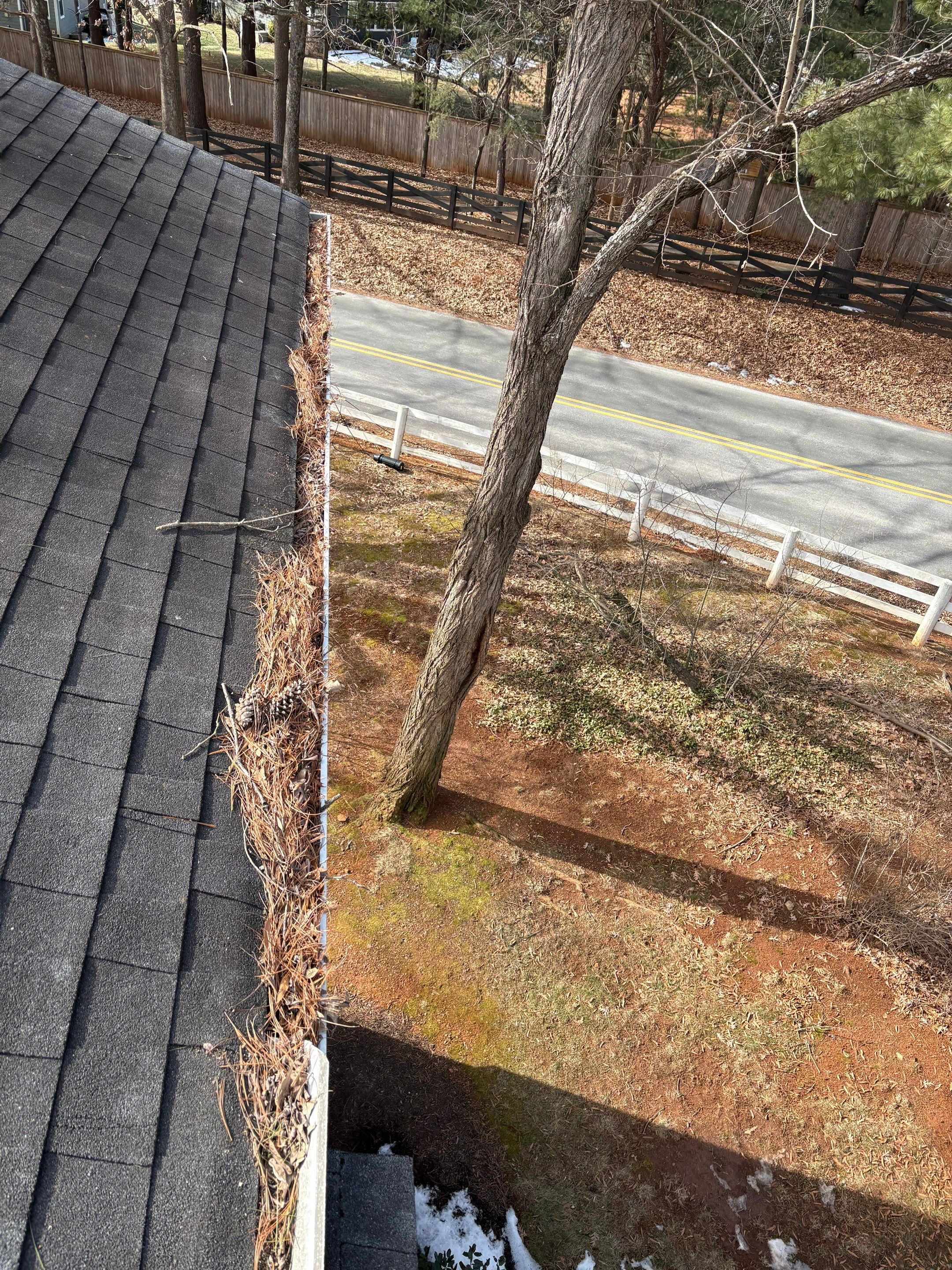 HOA gutter cleaning before
