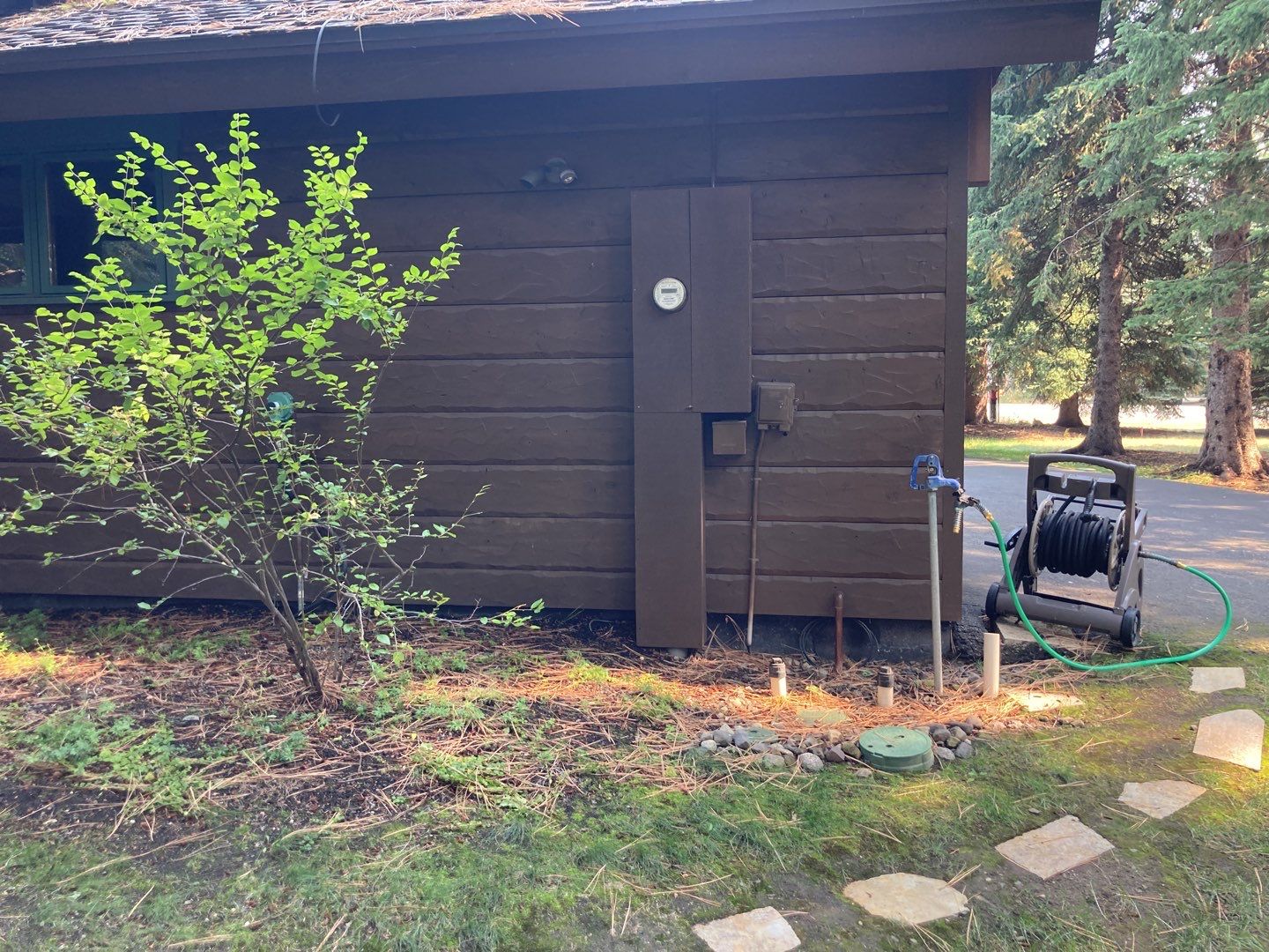 Two story new build gets a CertainTeed Landmark roof in Shenandoah  by ID Roofing LLC