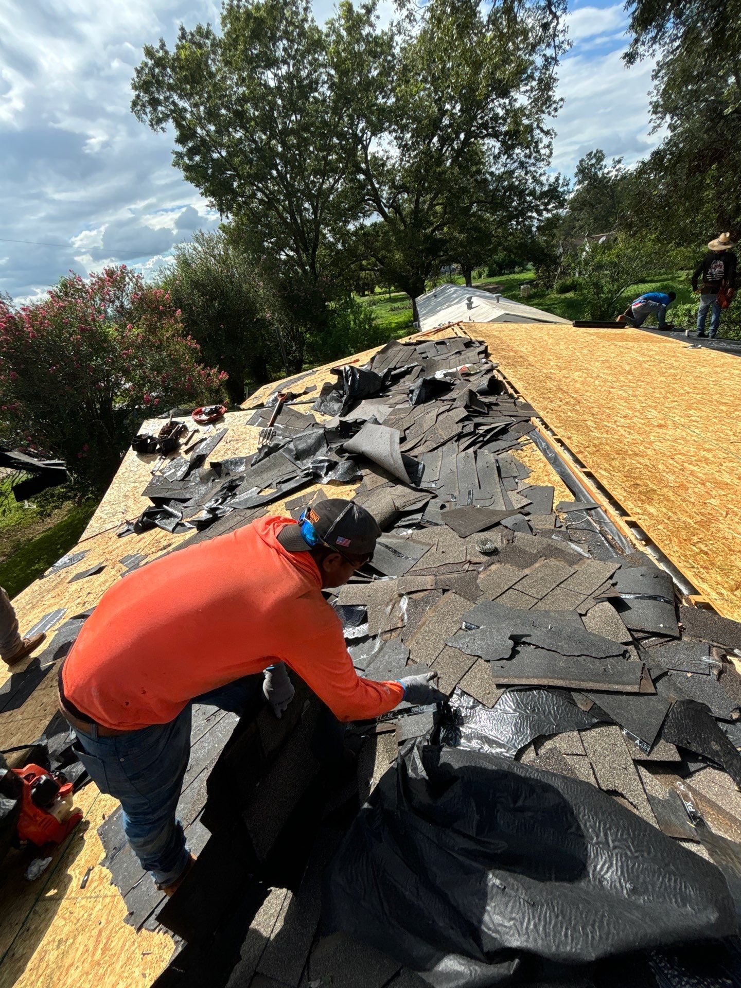 Residential Roofing Installation using Owen's Corning Duration (Lifetime) Shingles by Roof Repair Company
