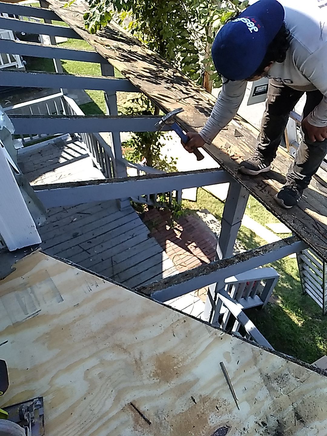 Residential Roofing Installation using Owens Corning® Oakridge Estate Gray by Indigo State Roofing