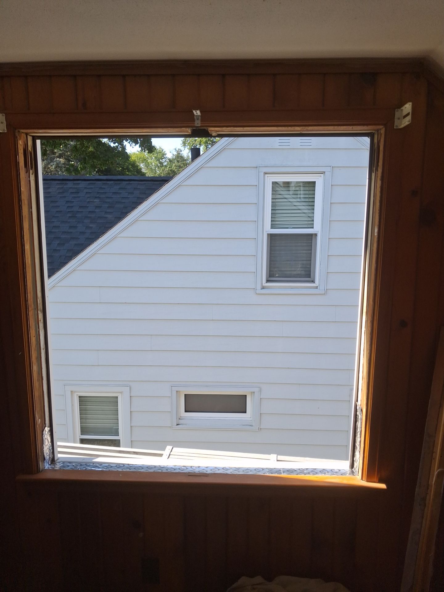 Window replacement by United Windows and Siding LLC