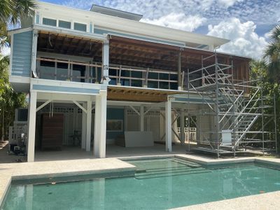 7 inch seamless gutters using White Seamless Gutters in Siesta Key FL