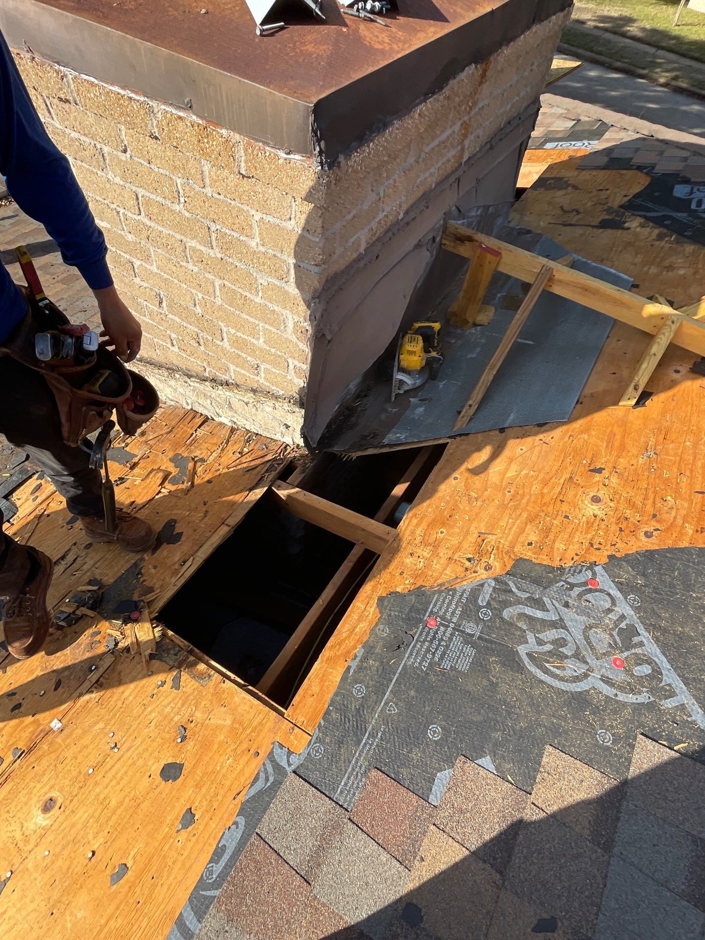 Roof Repair Sugarland by Roof Repair Services LLC