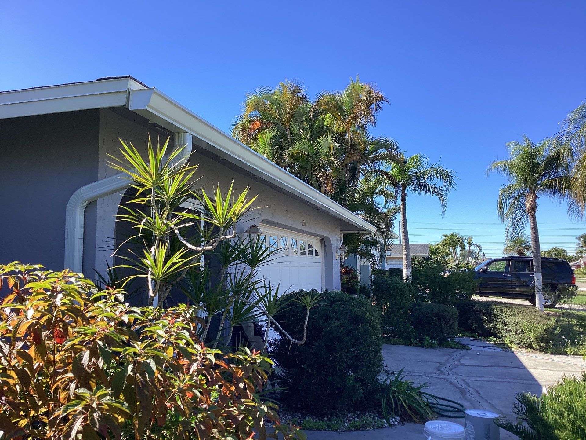 Gutter Repair and Cleaning in Cape Coral FL by Gutter Professors