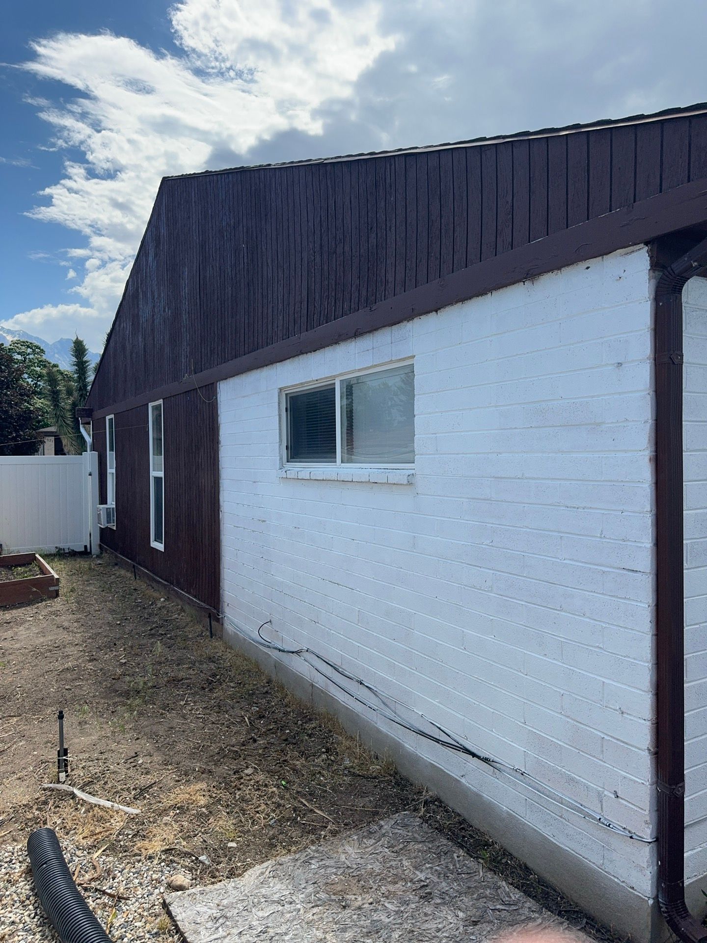 Sandy | Cedar Overlay Vinyl Installation | Nightfall & White by Ideal Siding Utah