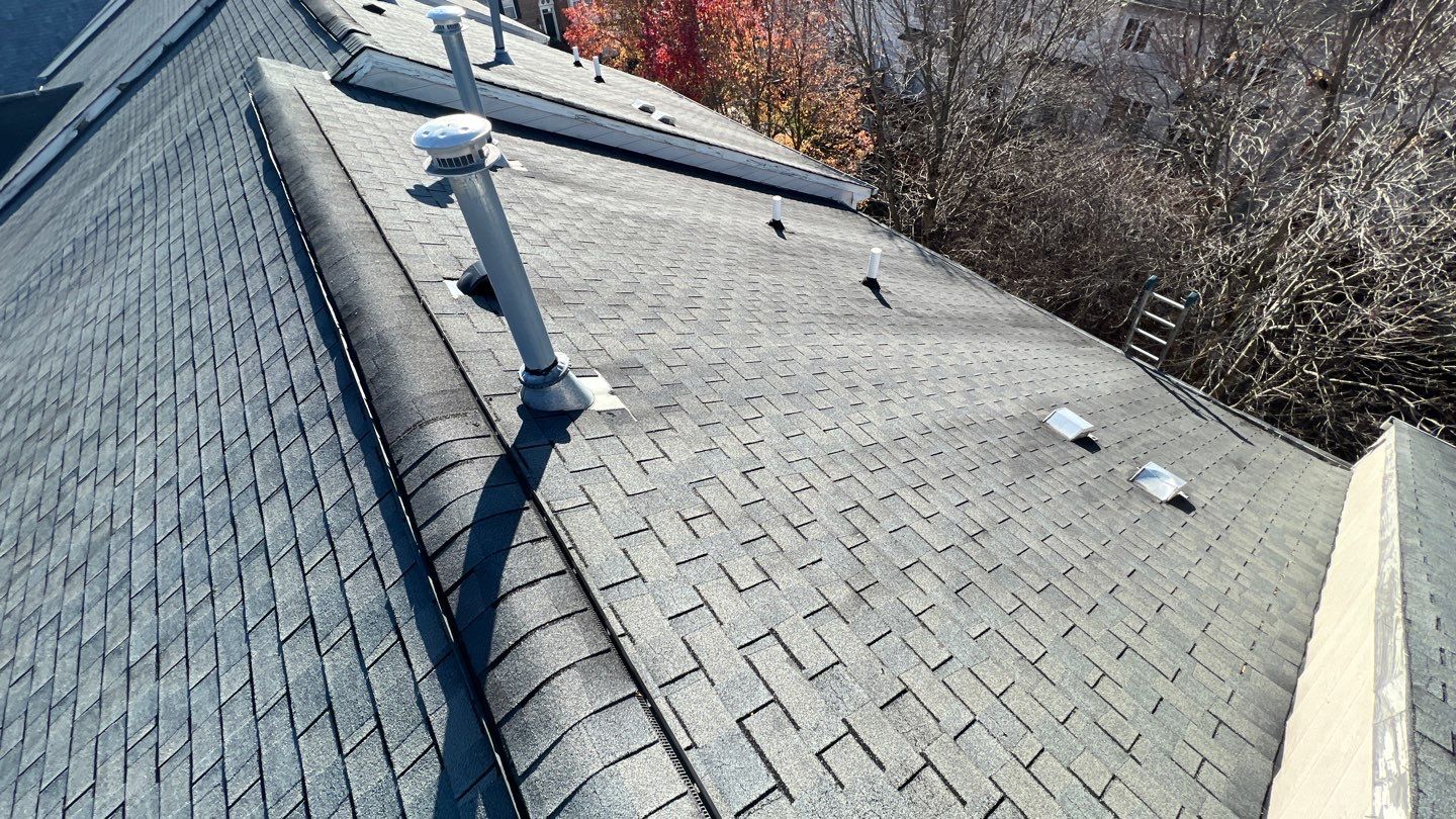 Fairfax: Residential Roof Replacement with CertainTeed Landmark in Charcoal Black by RM Banning, Inc.