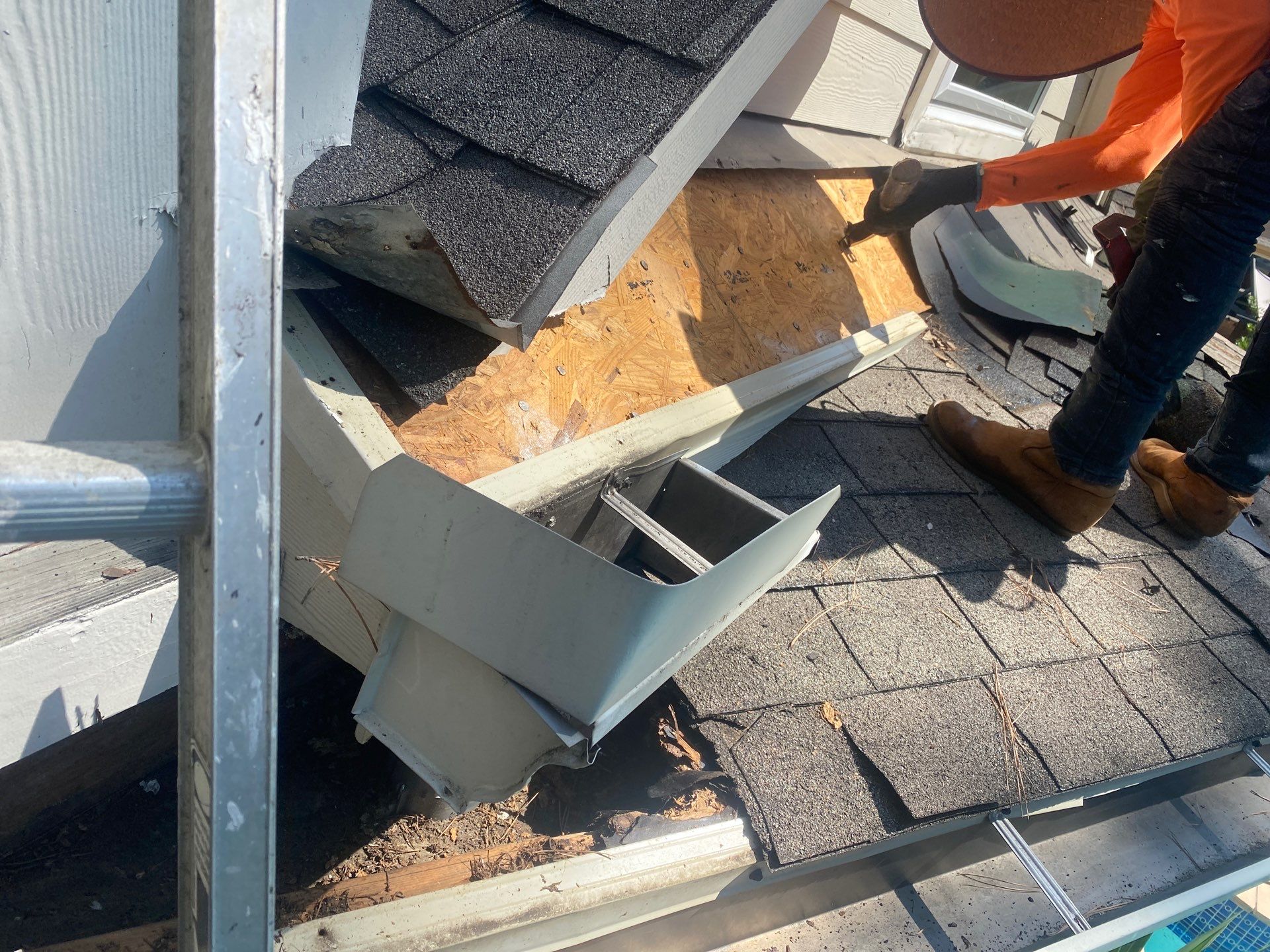 Residential Roofing Repair using Owen's Corning Duration (Lifetime) Shingles by Roof Repair Company