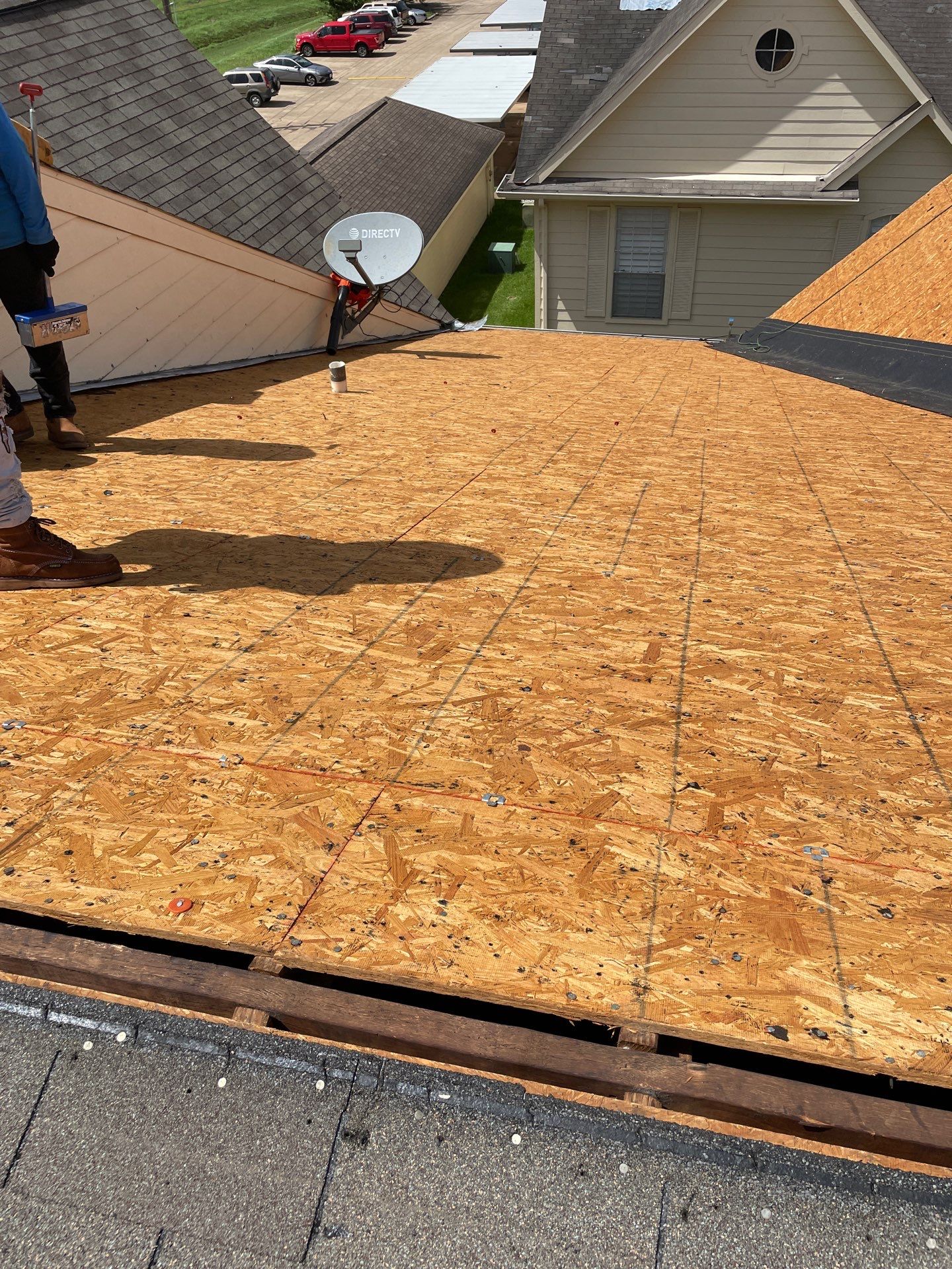 Residential Roofing Installation using Owen's Corning Duration (Lifetime) Shingles by Roof Repair Company