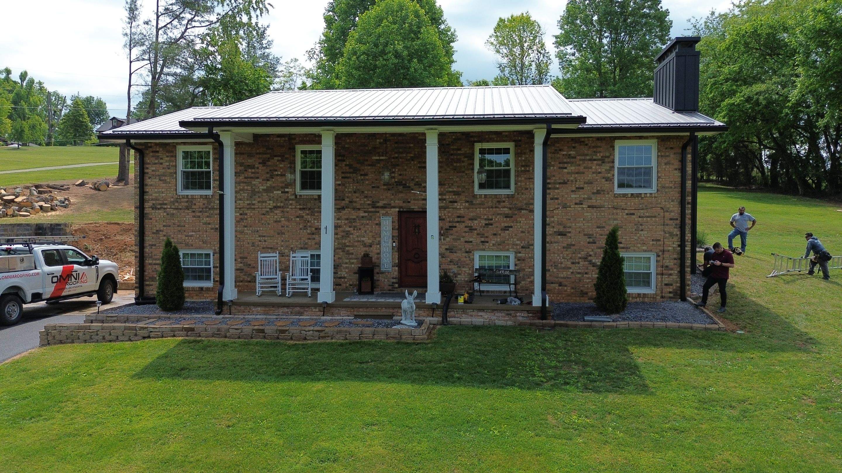 Franklin Residence by Omnia Roofing