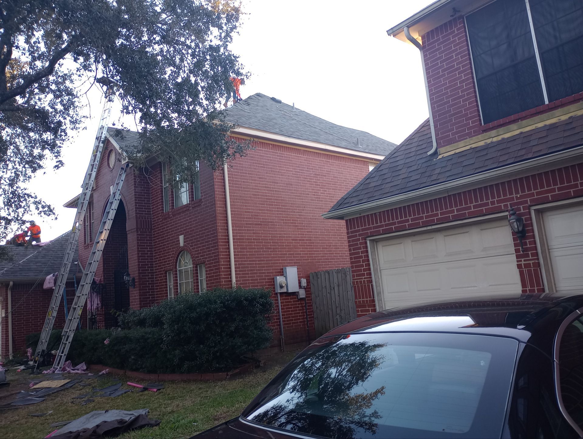 Residential Roofing Installation using Owen's Corning Duration (Lifetime) Shingles by Roof Repair Company