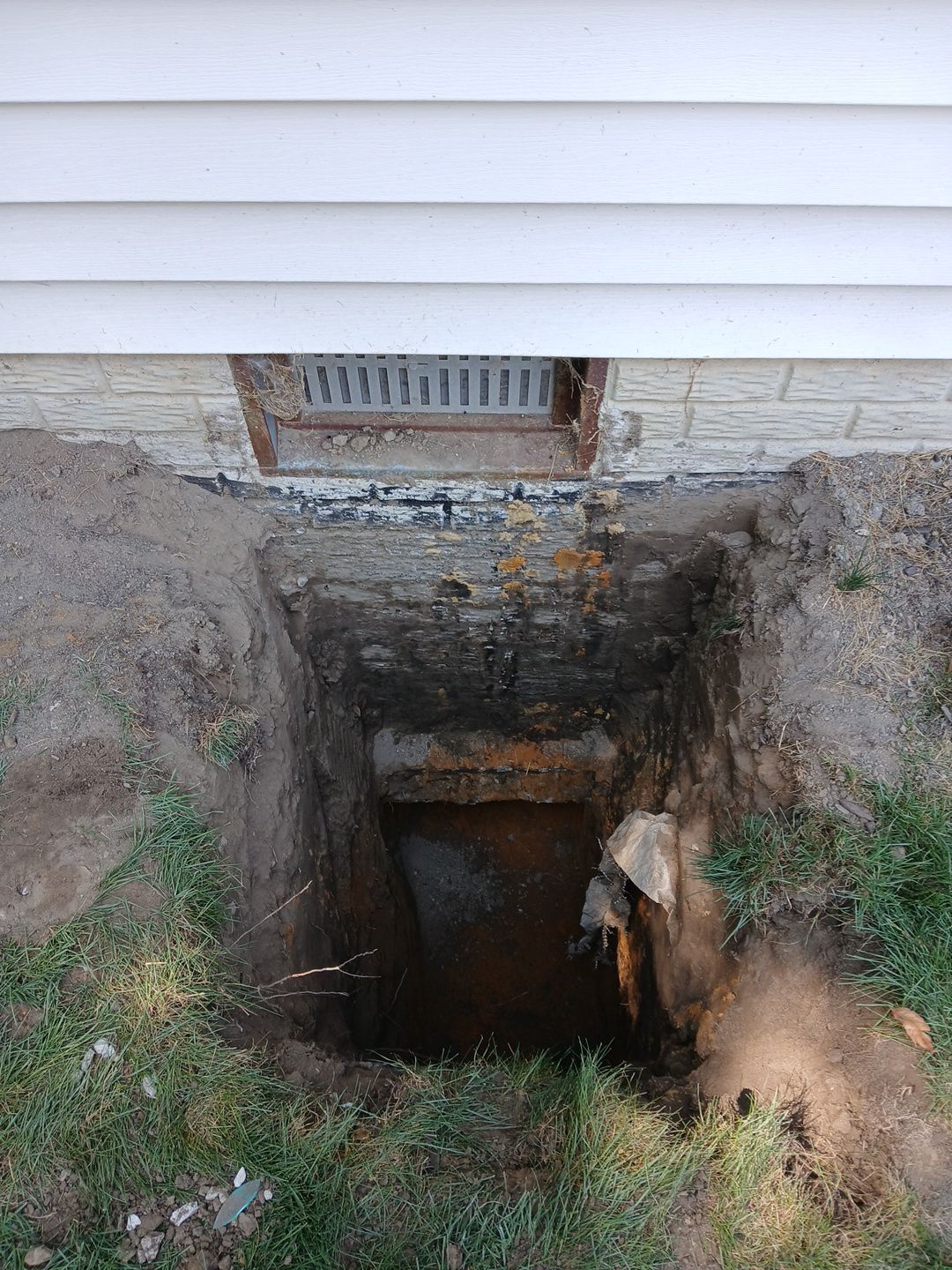 Piering and Concrete Supports by Toledo Basement Repair 