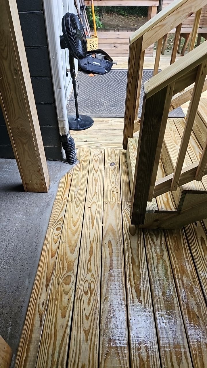Windsor Blvd - Deck Installation by Pillar and Pine