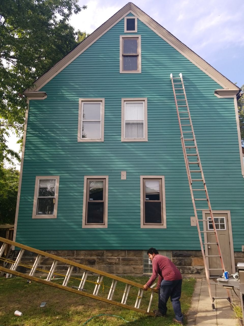 James Hardie Siding on Antique Home by Absolute Roofing and Construction