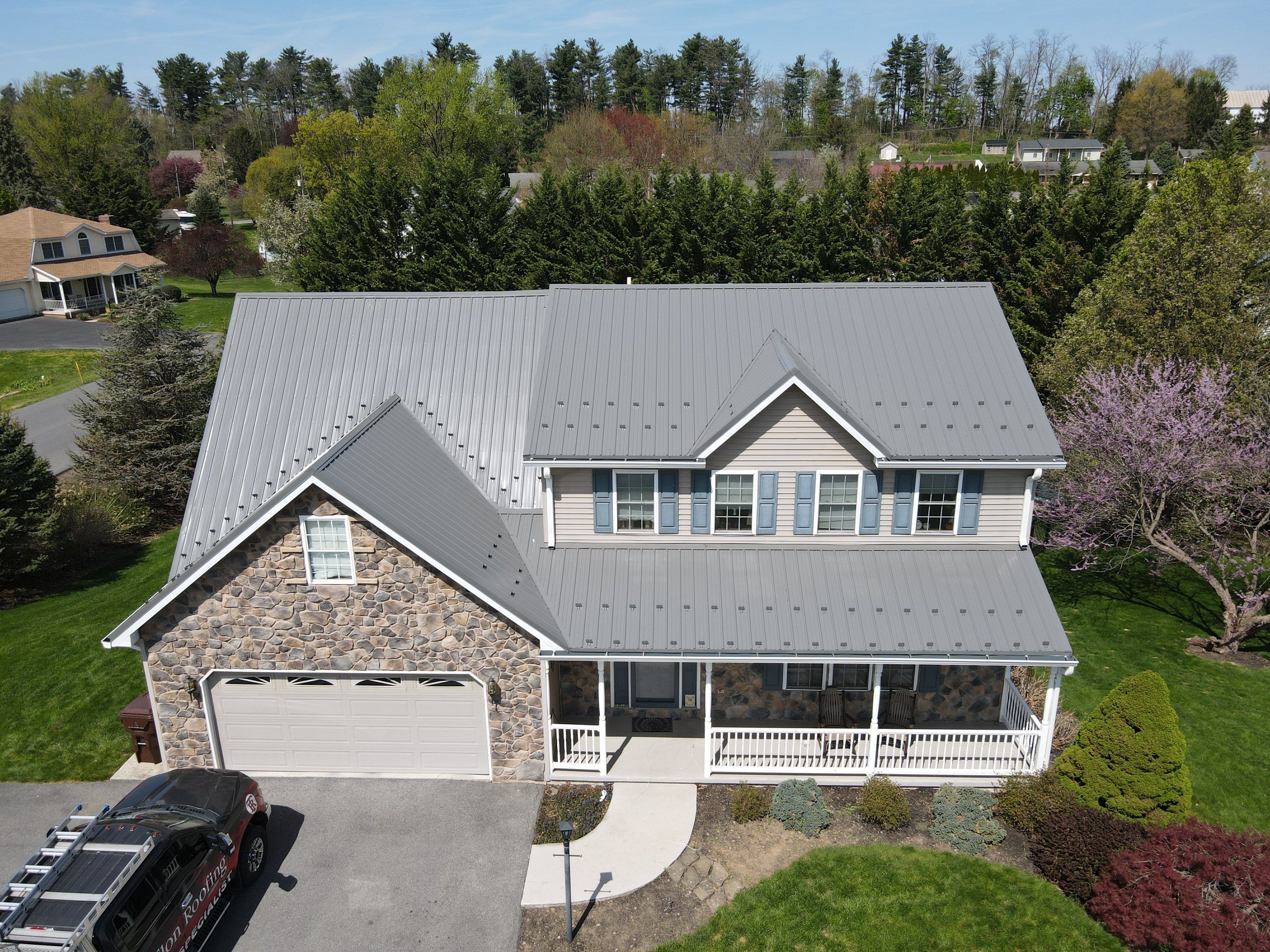 Residential Roofing Installation using Everlast Azm Panel -charcoal by Teflon Roofing