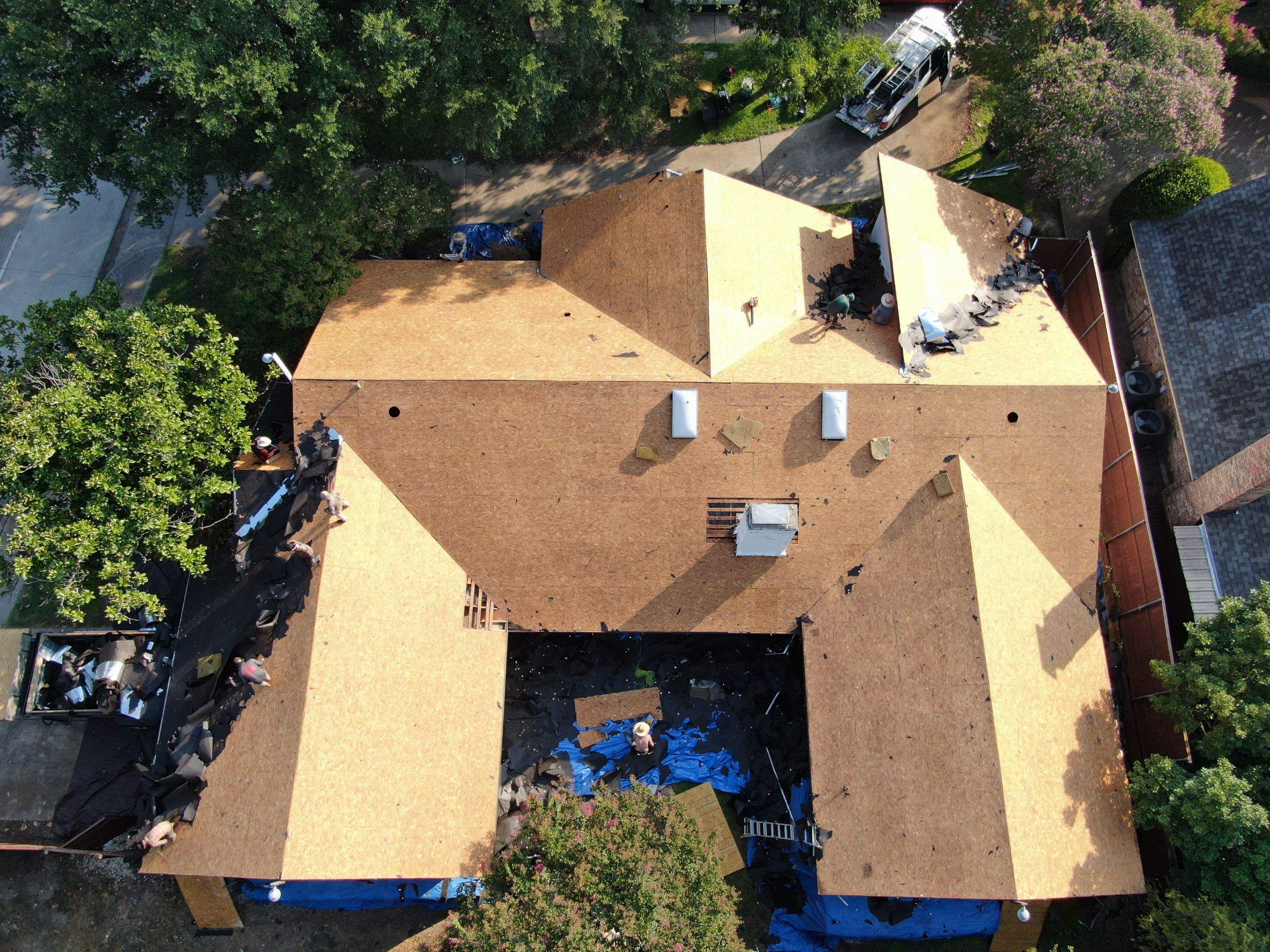 Project in Dallas by Armor Roofing | Exteriors
