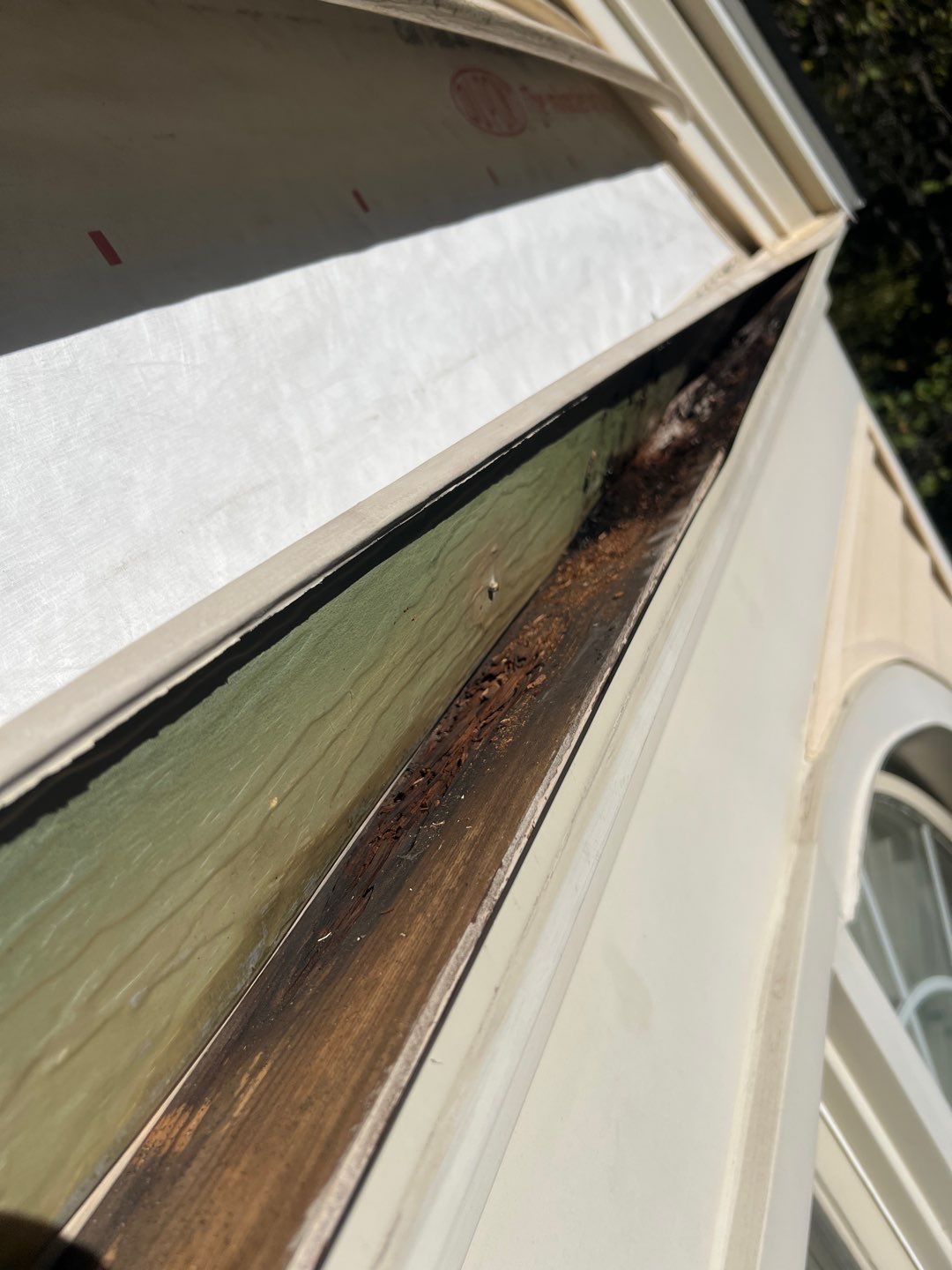 Vienna: Residential Roof Replacement with CertainTeed Landmark Designer Shingles in Burnt Sienna by RM Banning, Inc.