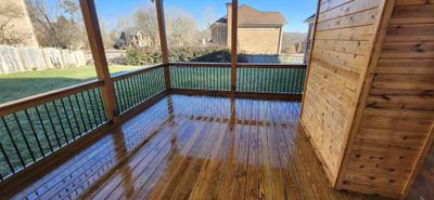 Coated Deck using Wood Sealant