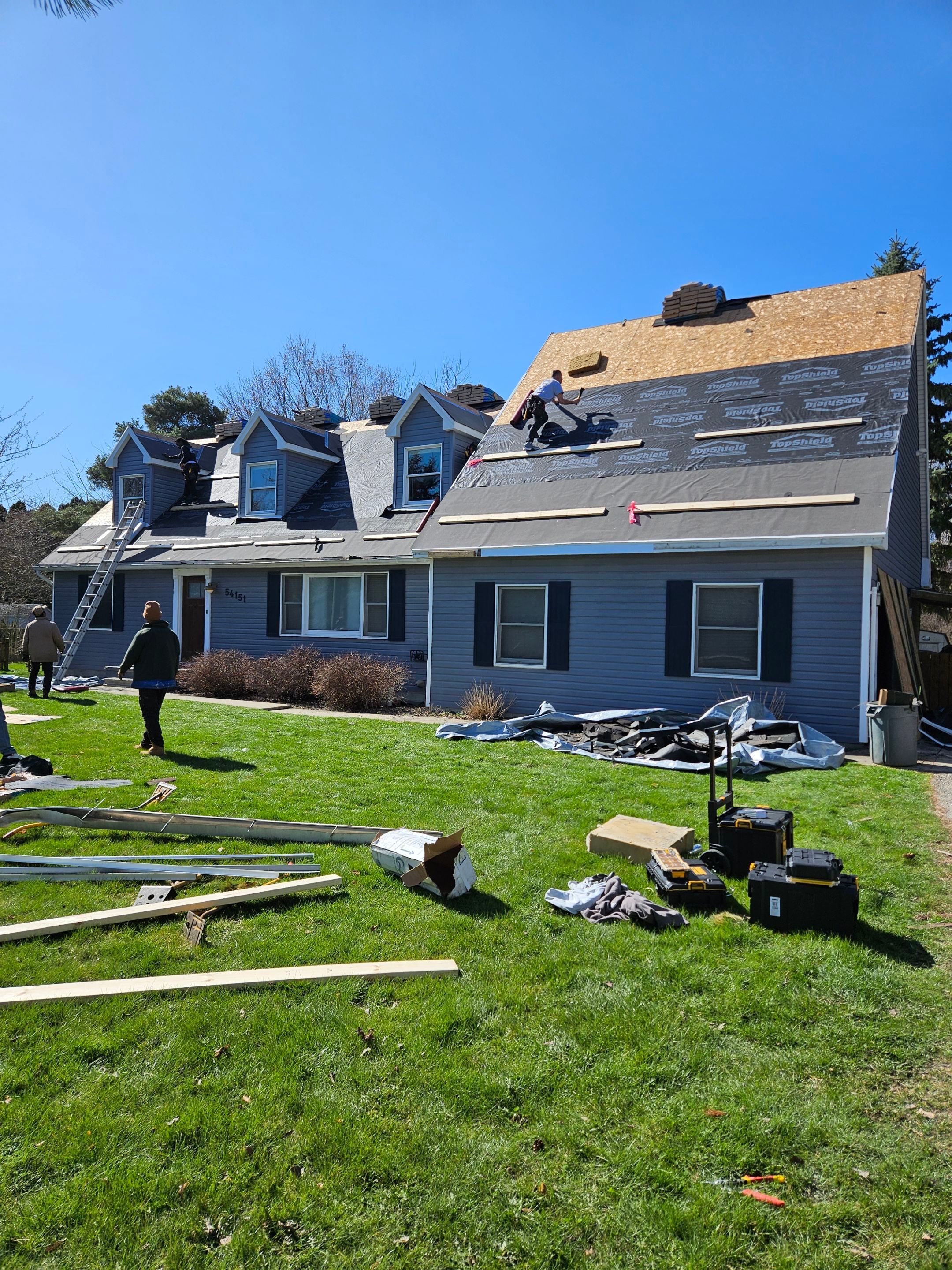 Residential Roofing Installation using CertainTeed - Landmark - Pewter by JNR Roofing LLC
