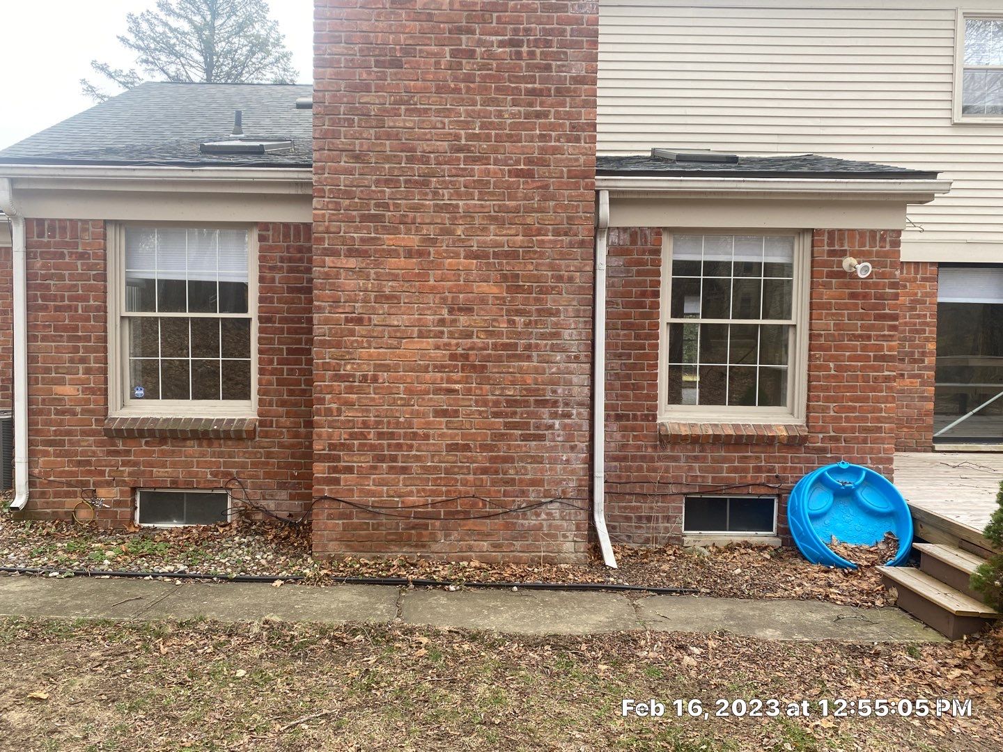 Window Installation using Replace windows  by Smart Roof