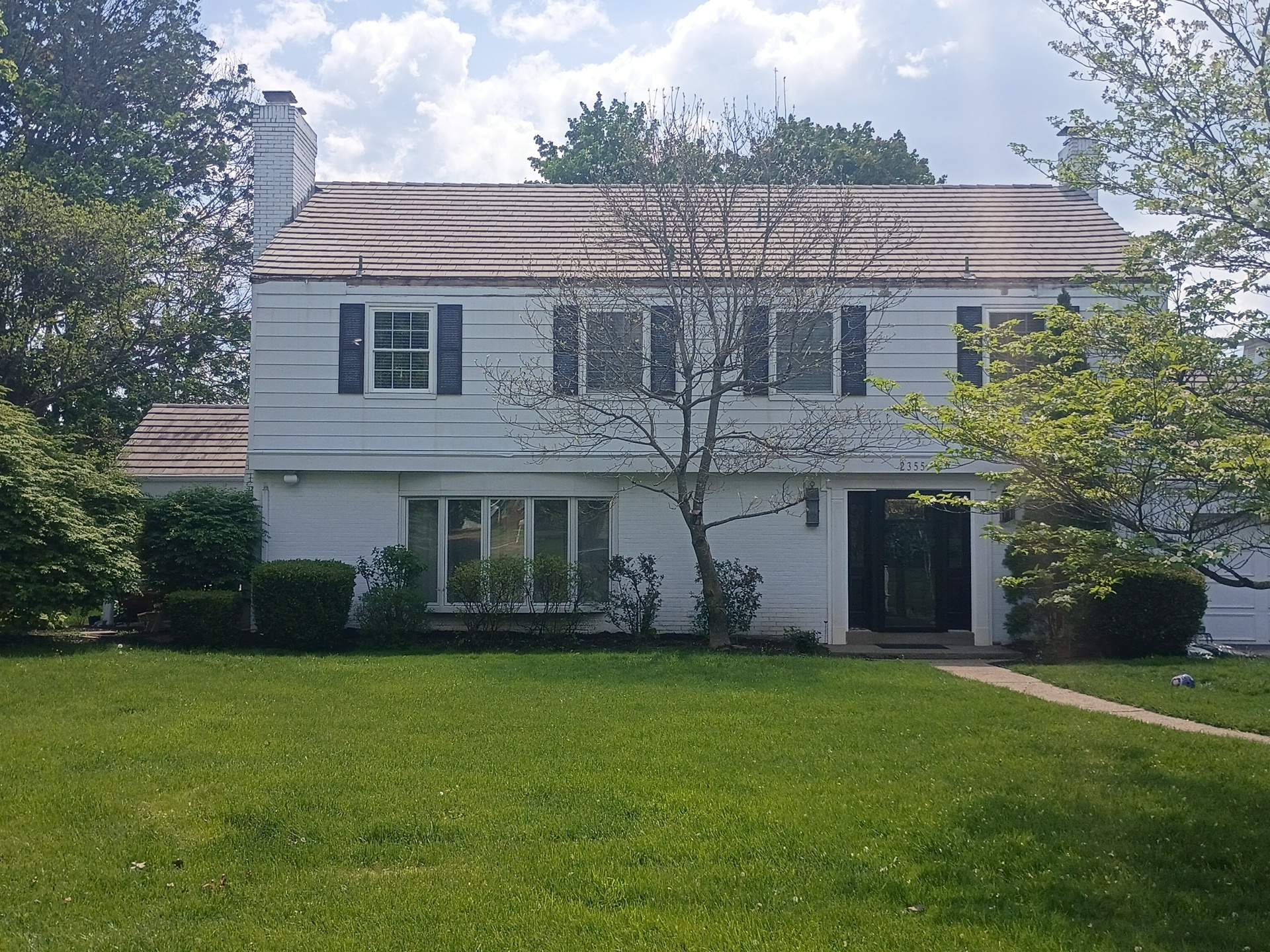 Provia Traditional Lap Siding in White by Ideal Siding Pittsburgh