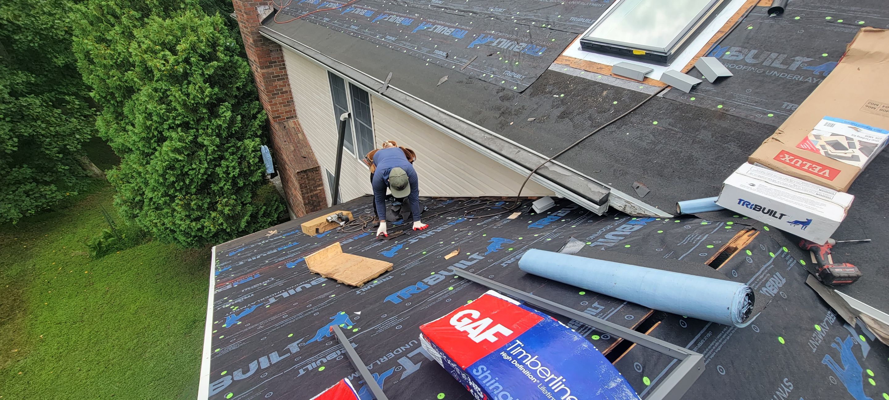 Roof Installation using GAF Timberline HDZ by ExteriorPros