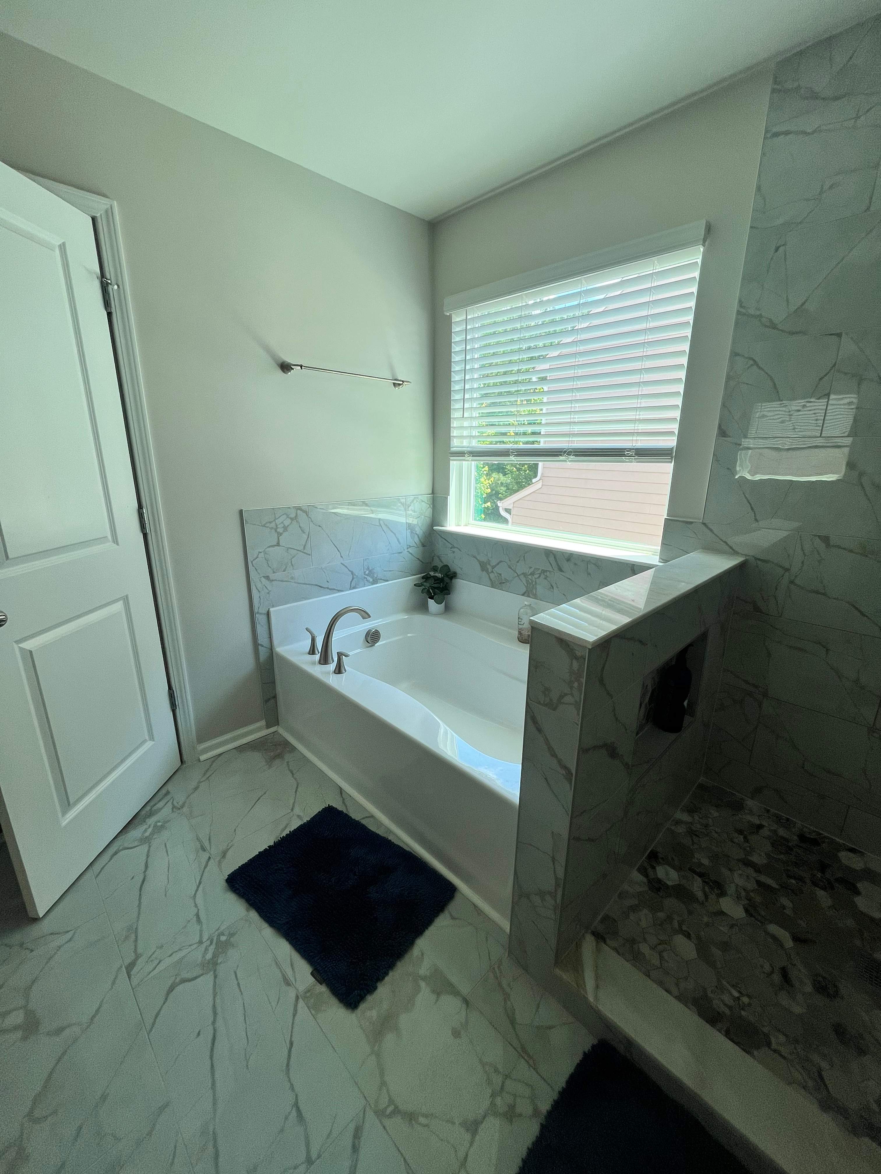 Master bathroom renovation by Prudencio