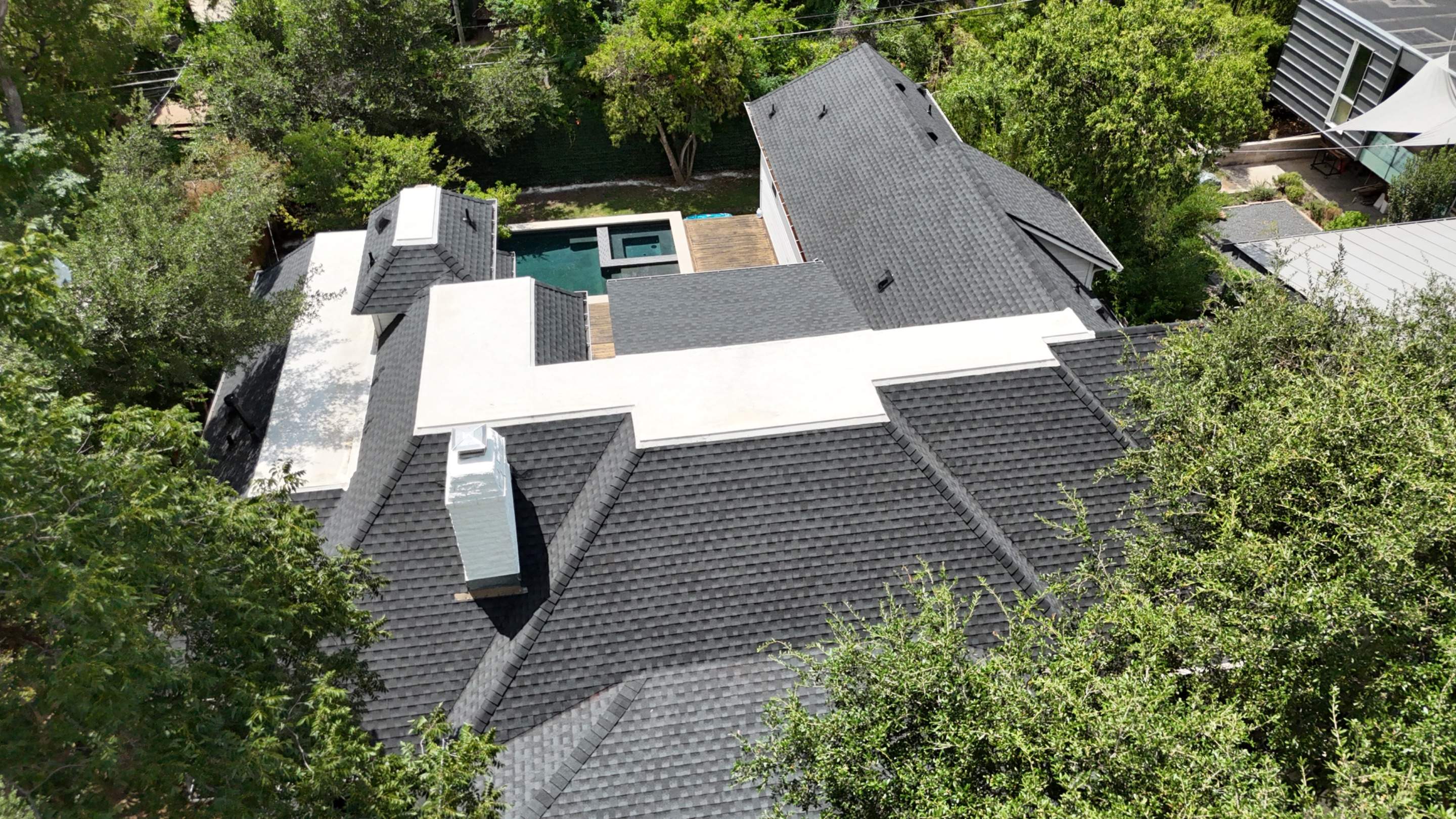 Charcoal - GAF Timberline HDZ by RoofsOnly.com