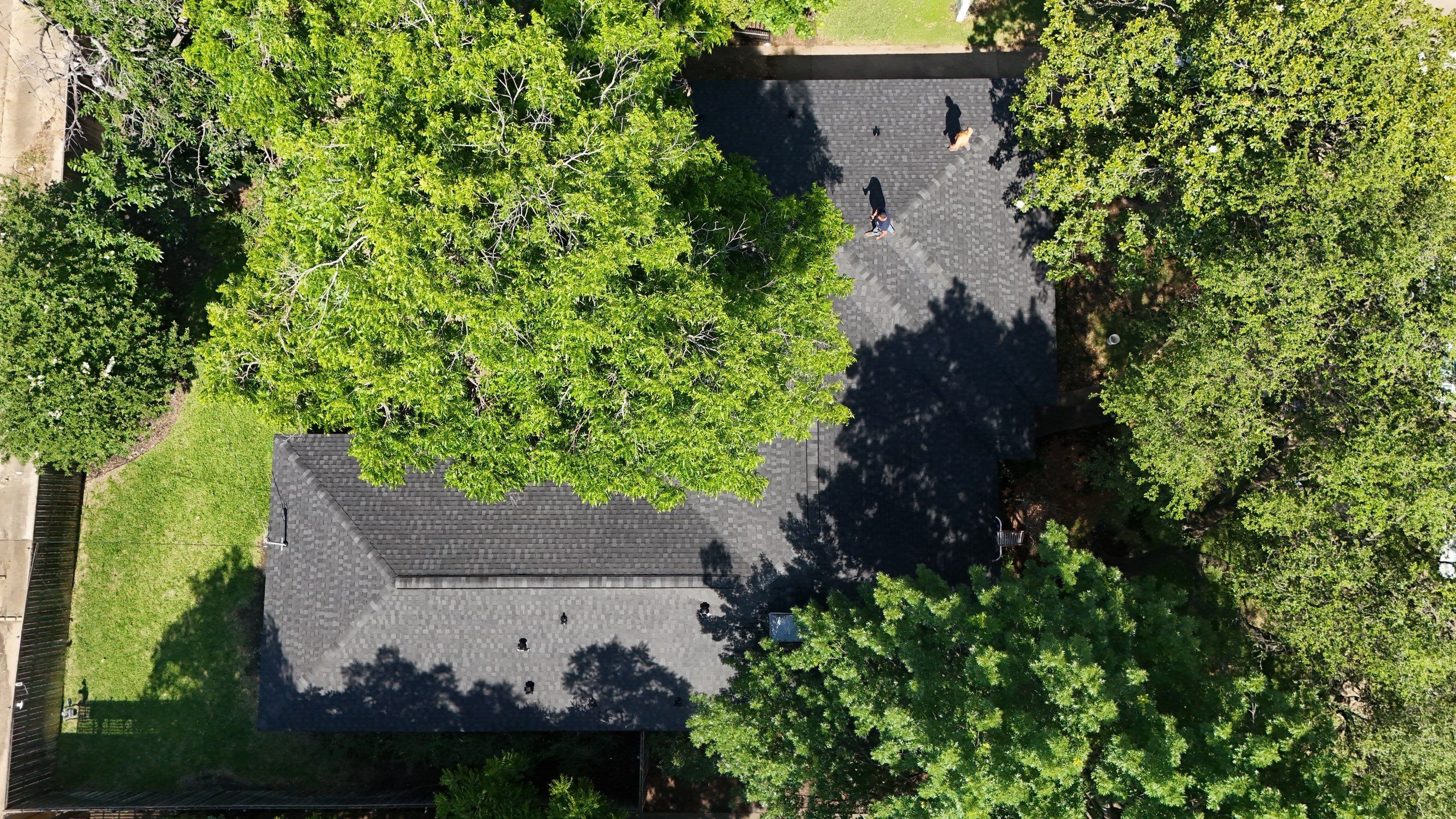 Project in Dallas by Armor Roofing | Exteriors