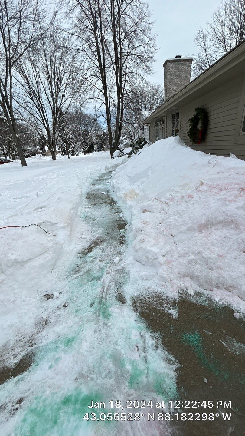 Roof Snow And Ice Dam Removal using Steamer by Stendahl Services