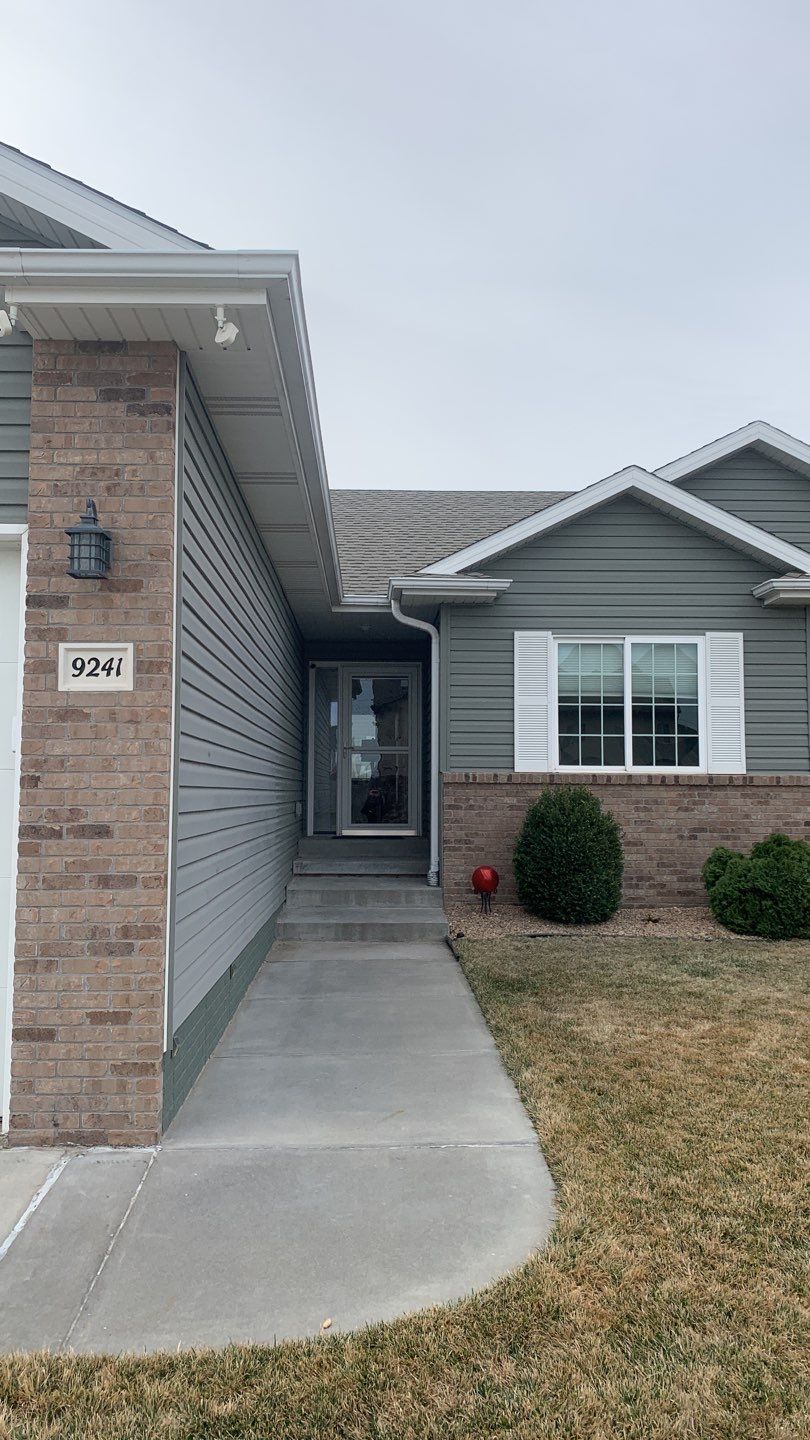 Residential Re-roof by White Castle Roofing