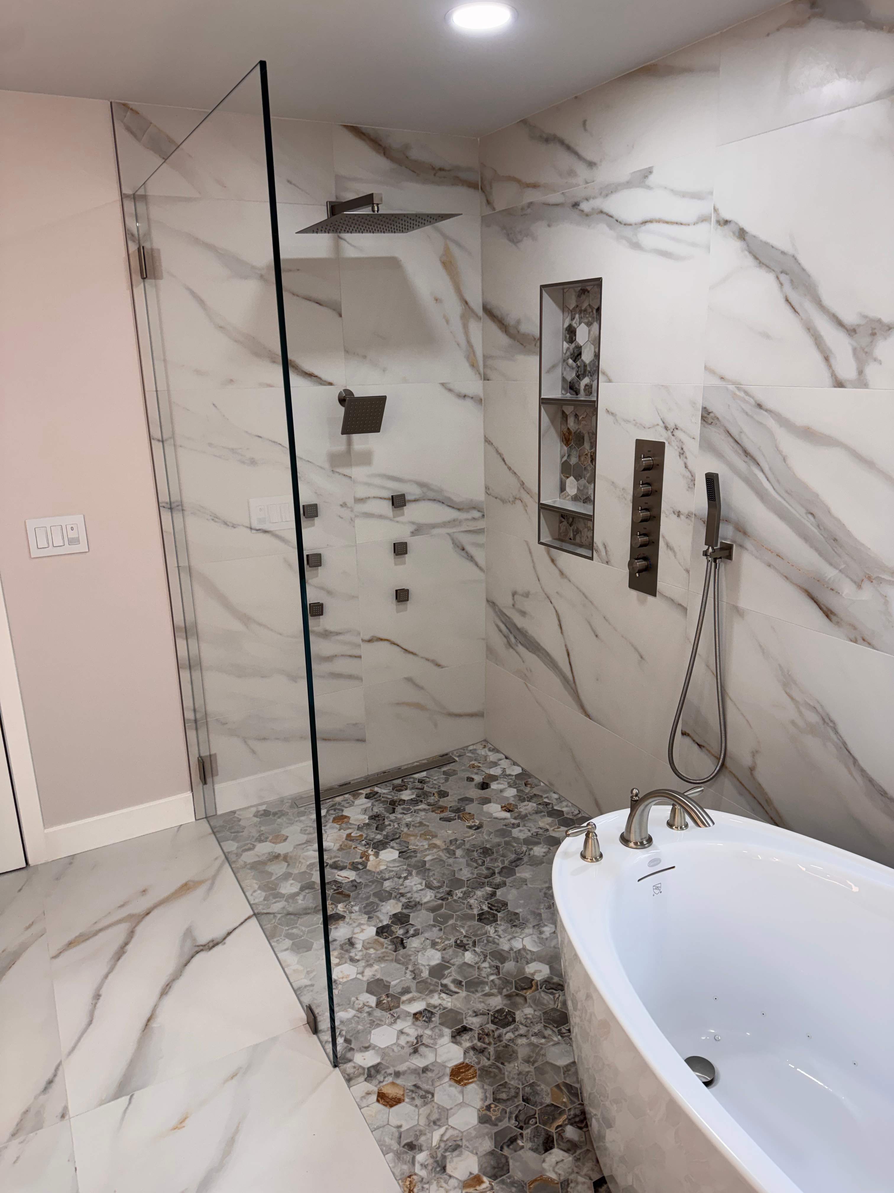 Master bathroom renovation by Prudencio