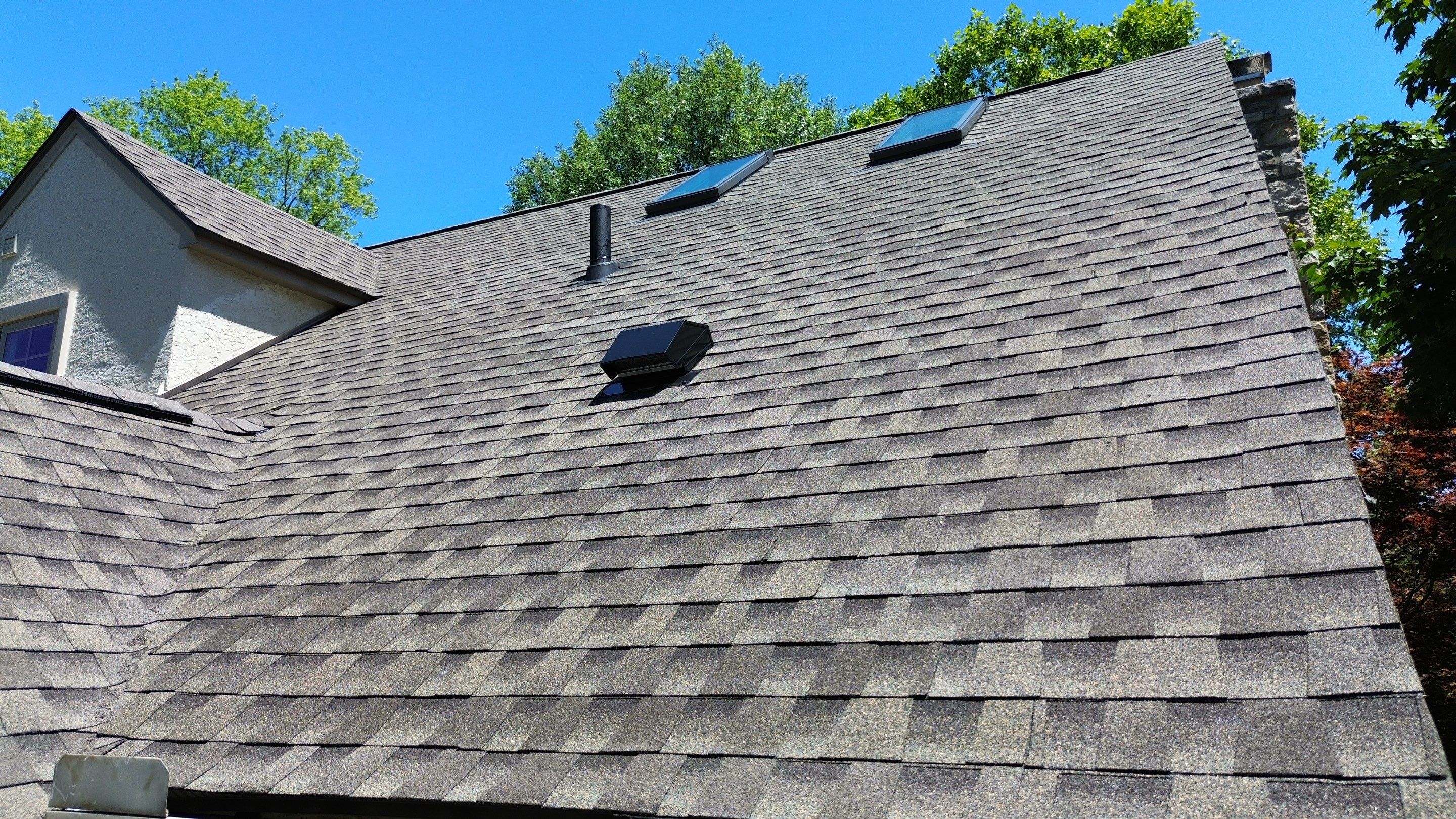 Residential Roofing Installation using Timberline HDZ Shingles - Weathered Wood by RoofX 
